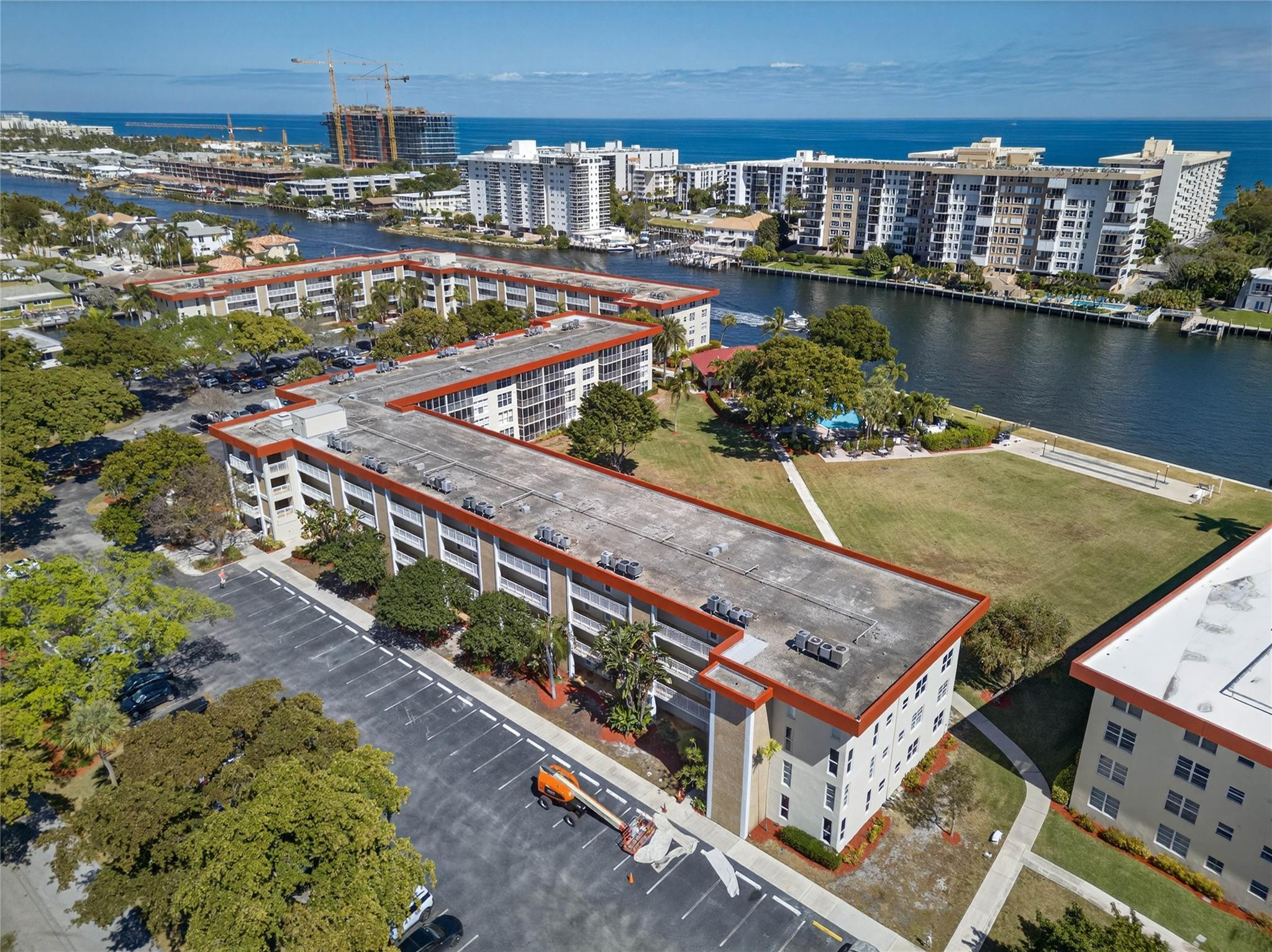 3150 NE 48th #414 Lighthouse Point, FL 33064