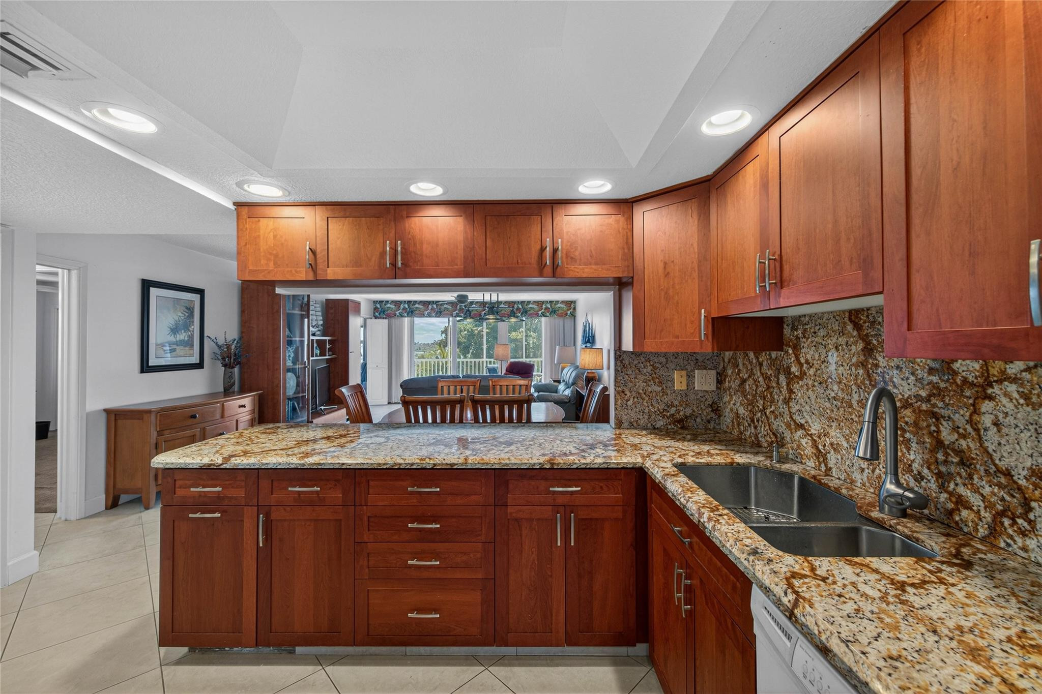 3150 NE 48th #414 Lighthouse Point, FL 33064