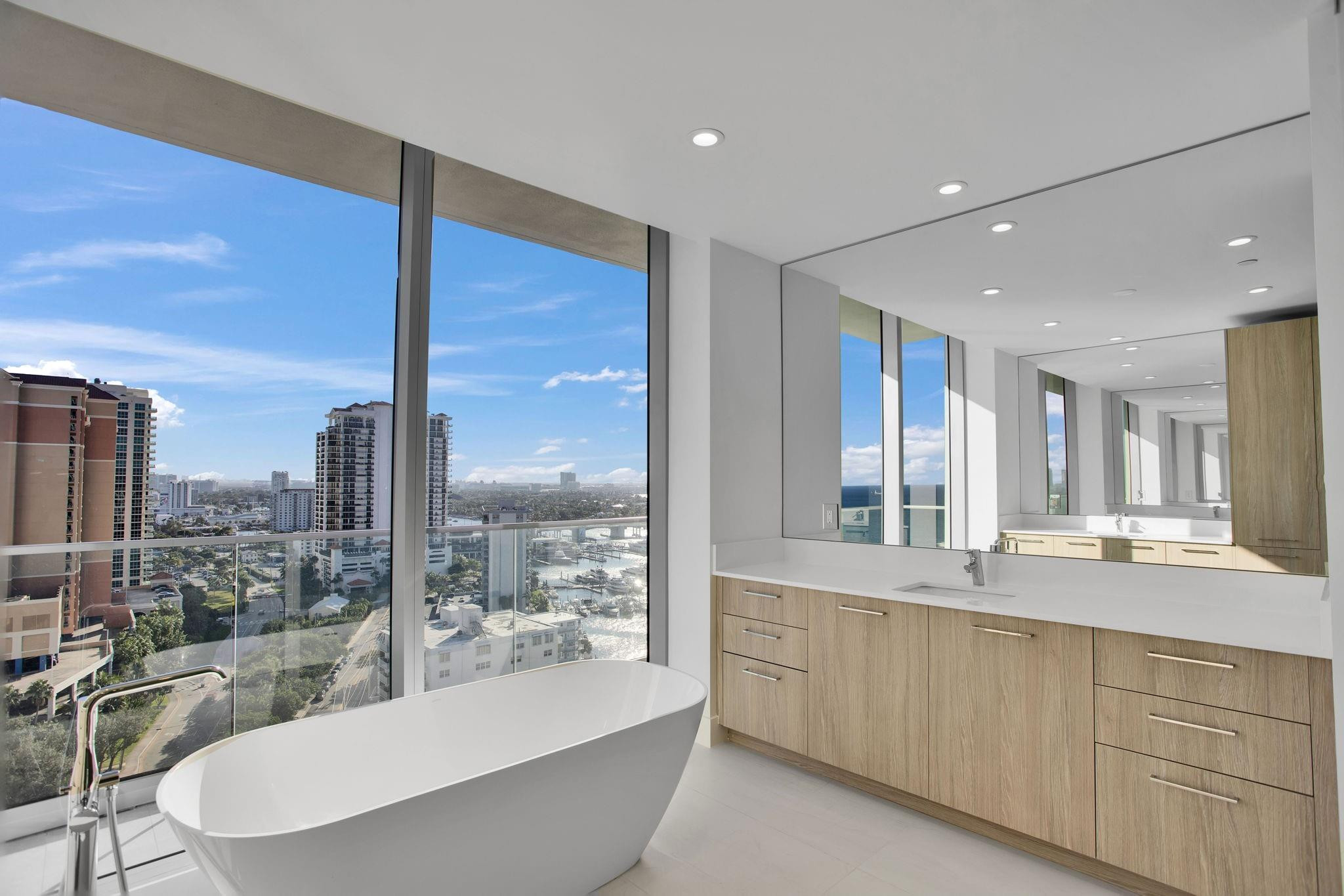 153 N Seabreeze Blv #1602-S Fort Lauderdale, FL 33304