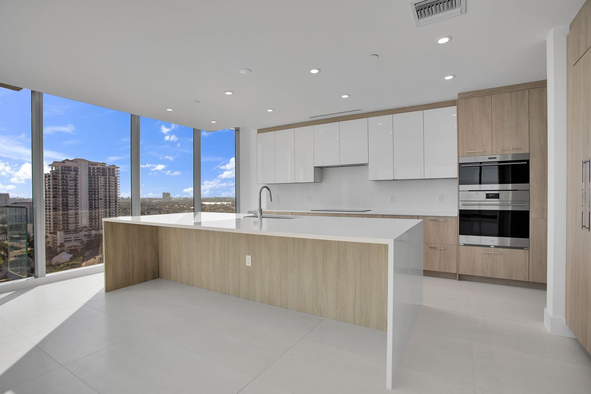 153 N Seabreeze Blv #1602-S Fort Lauderdale, FL 33304