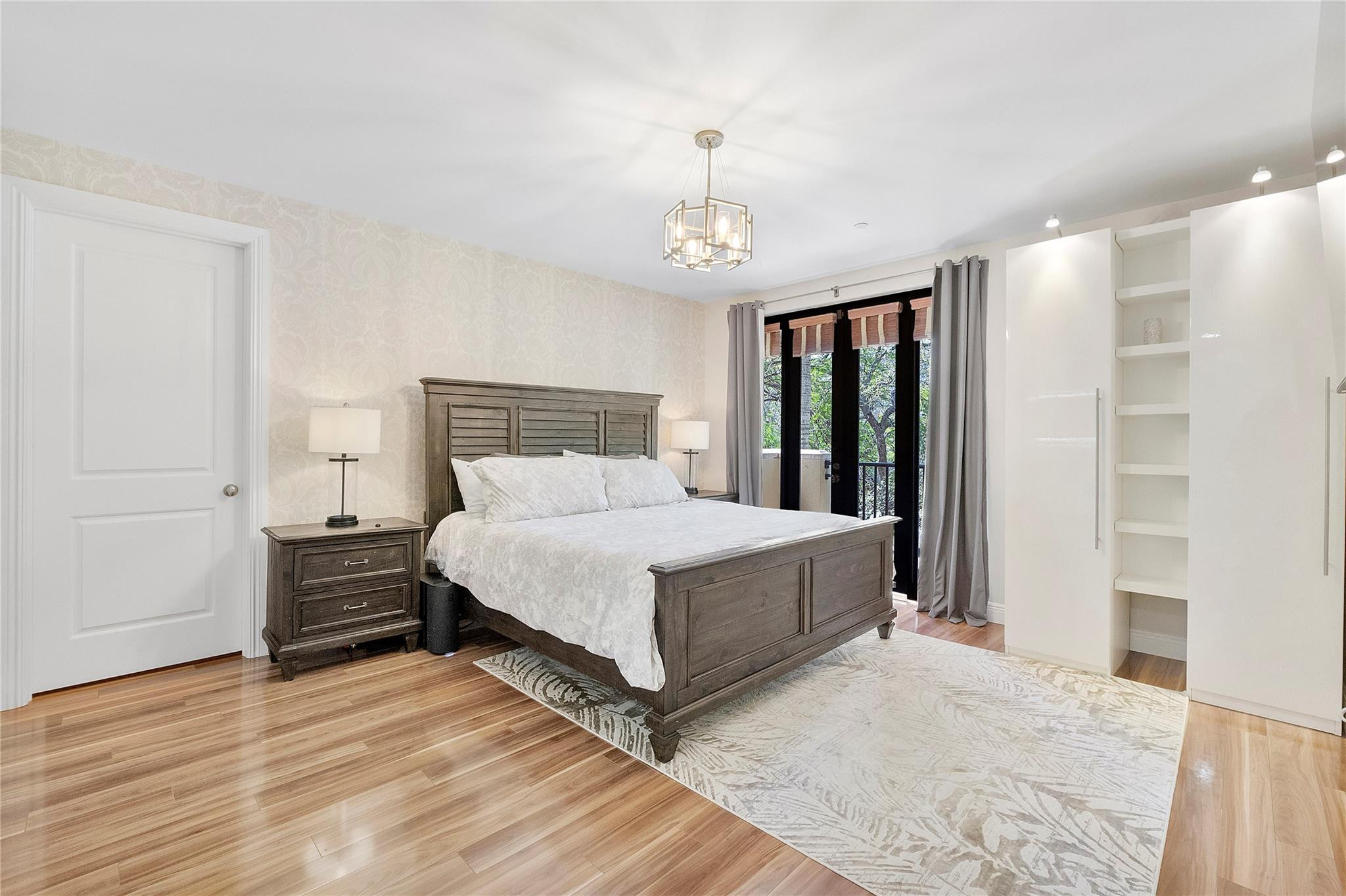 430 NE 7th #430 Fort Lauderdale, FL 33301