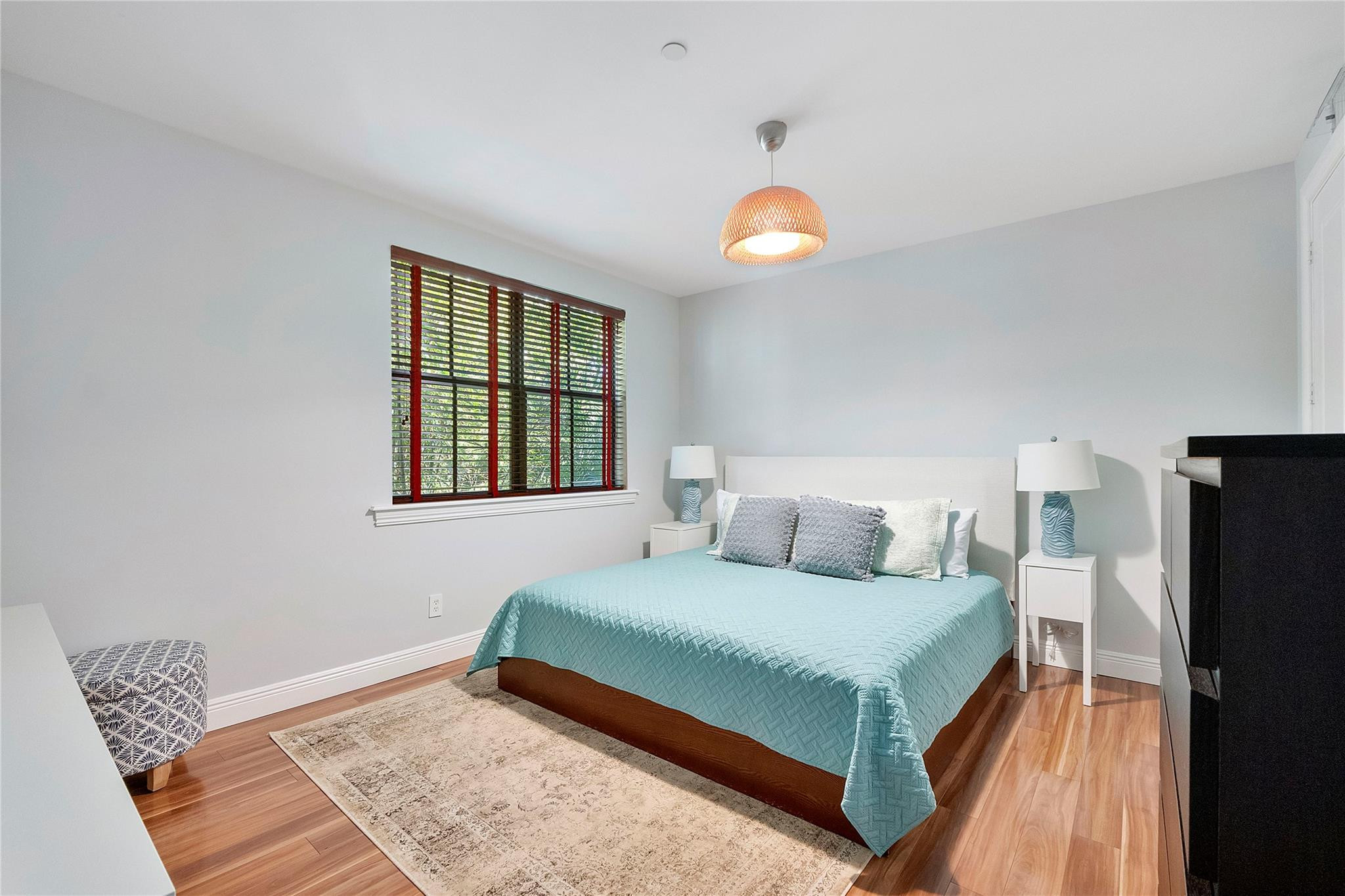 430 NE 7th #430 Fort Lauderdale, FL 33301