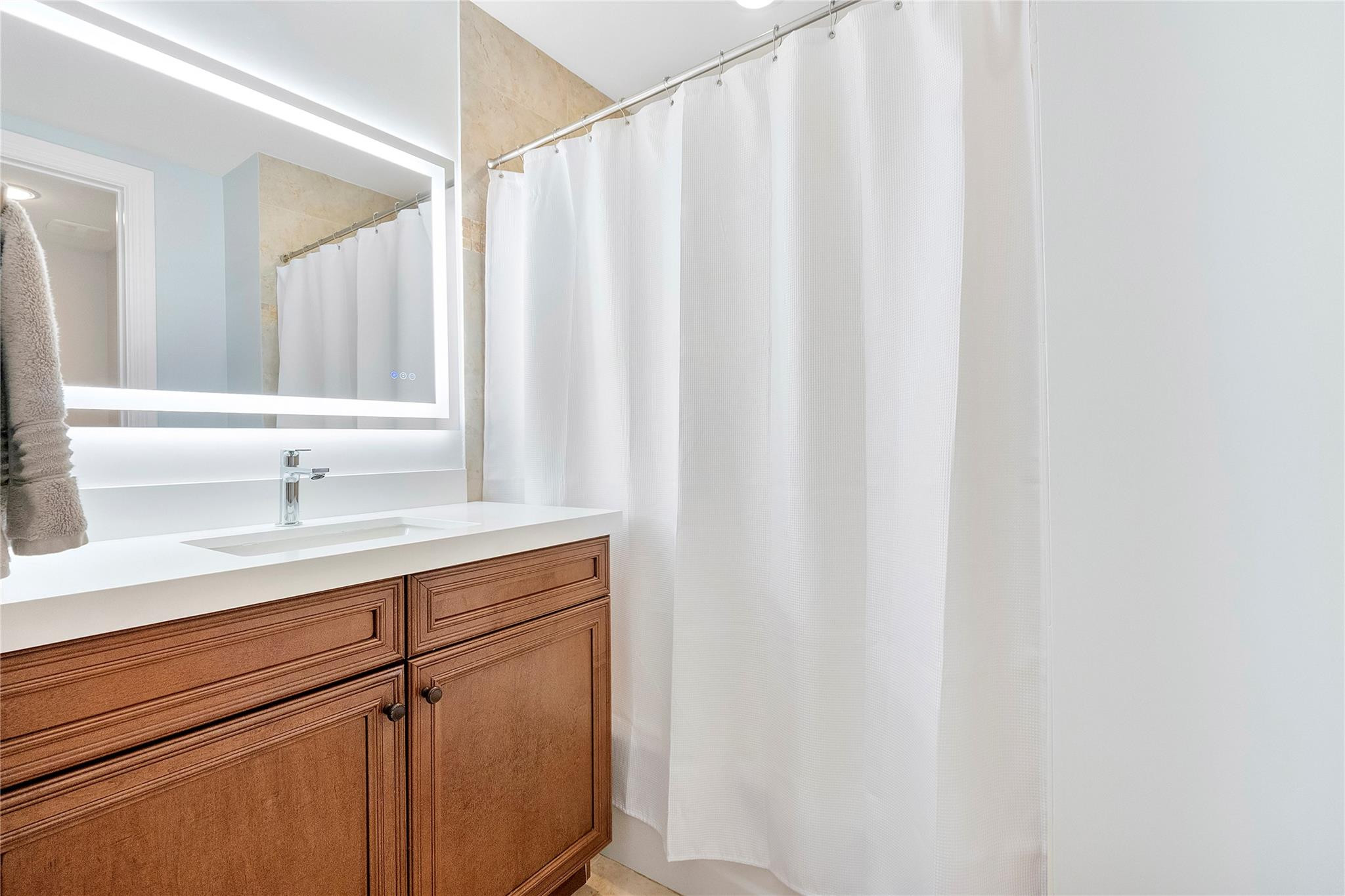 430 NE 7th #430 Fort Lauderdale, FL 33301