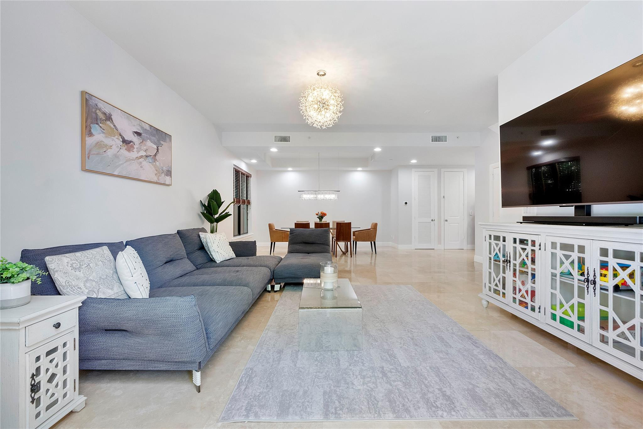 430 NE 7th #430 Fort Lauderdale, FL 33301