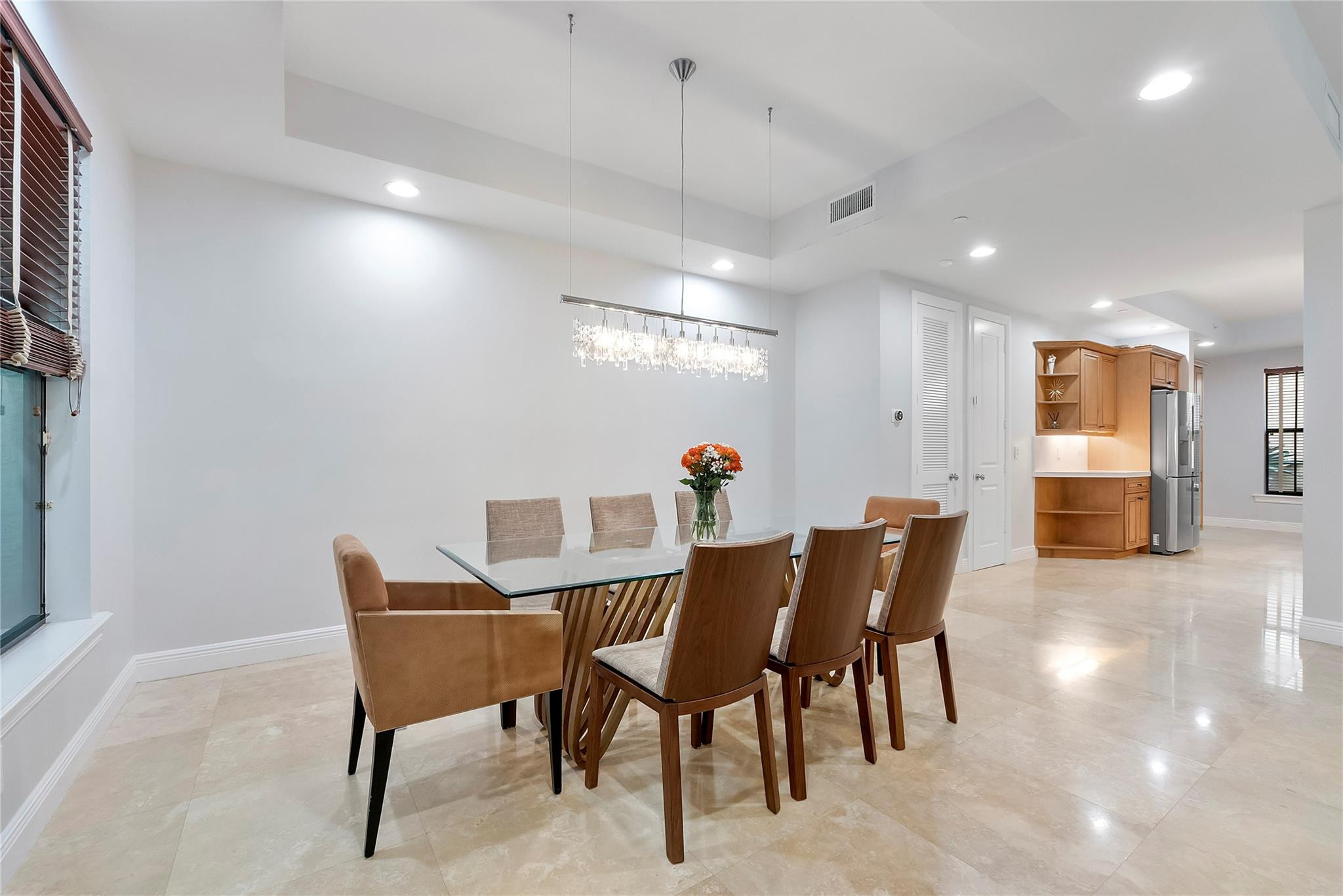 430 NE 7th #430 Fort Lauderdale, FL 33301