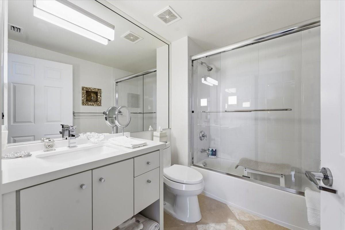 3100 N Ocean #501 Fort Lauderdale, FL 33308