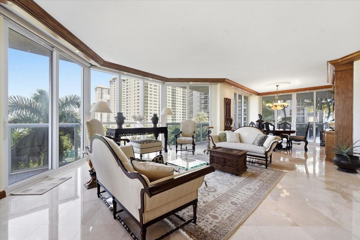 3100 N Ocean #501 Fort Lauderdale, FL 33308