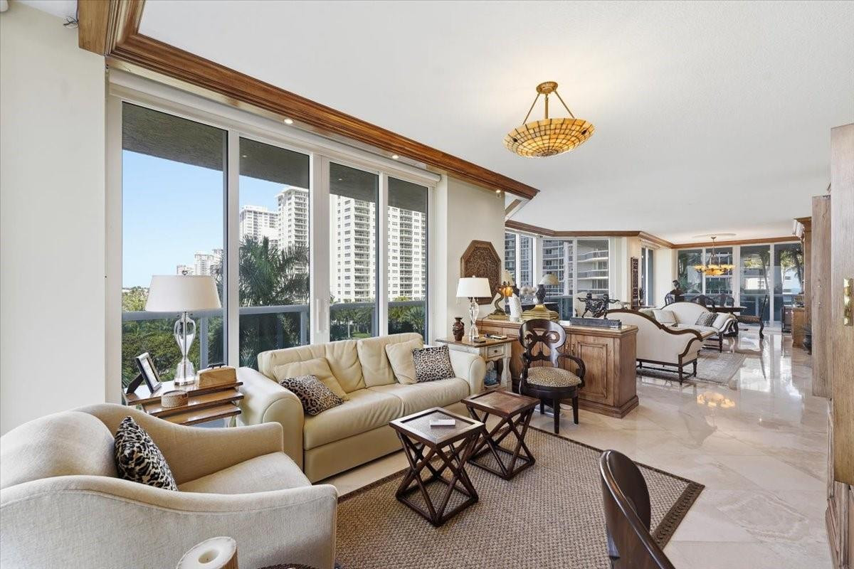 3100 N Ocean #501 Fort Lauderdale, FL 33308