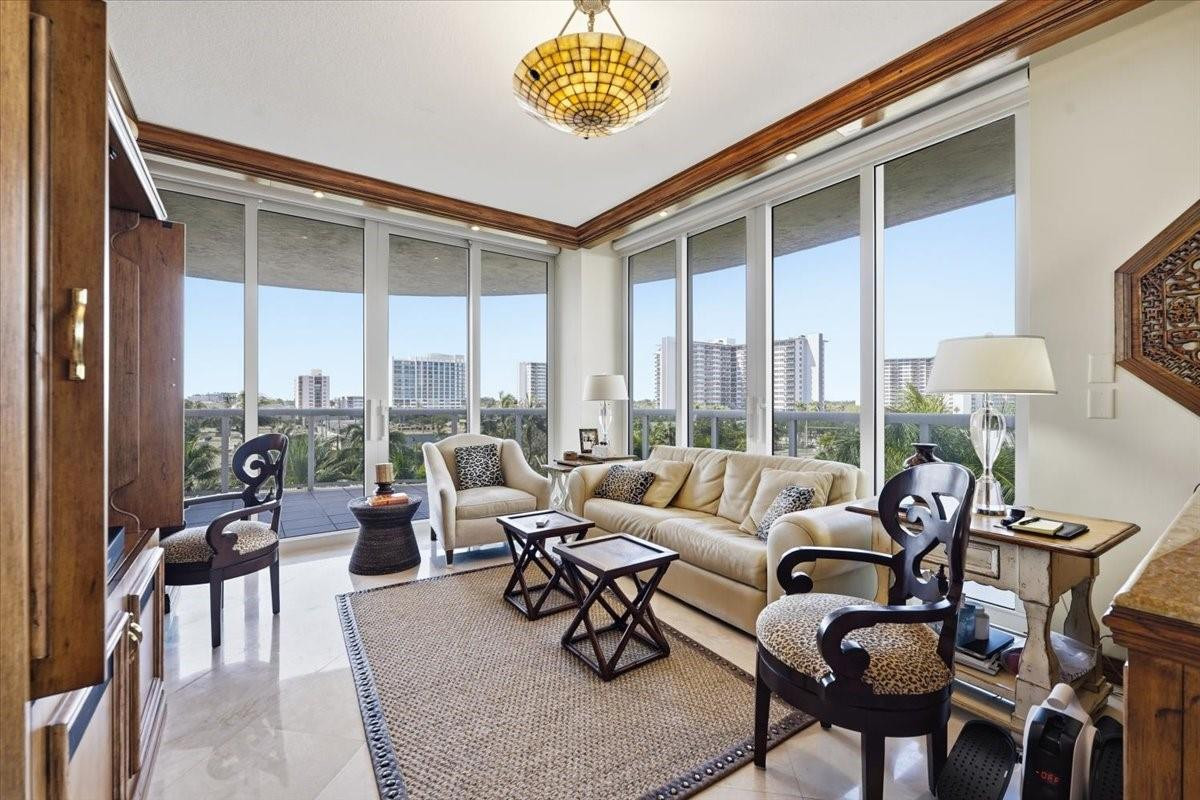 3100 N Ocean #501 Fort Lauderdale, FL 33308