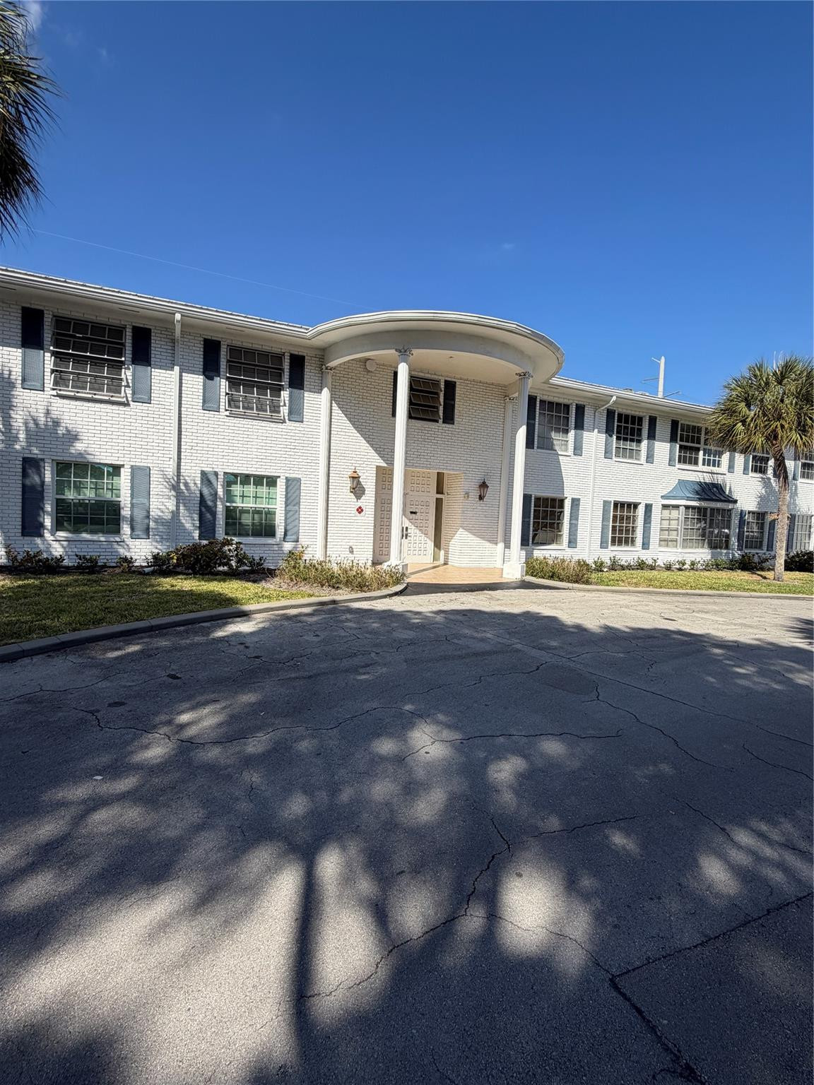 2161 NE 68th #323
