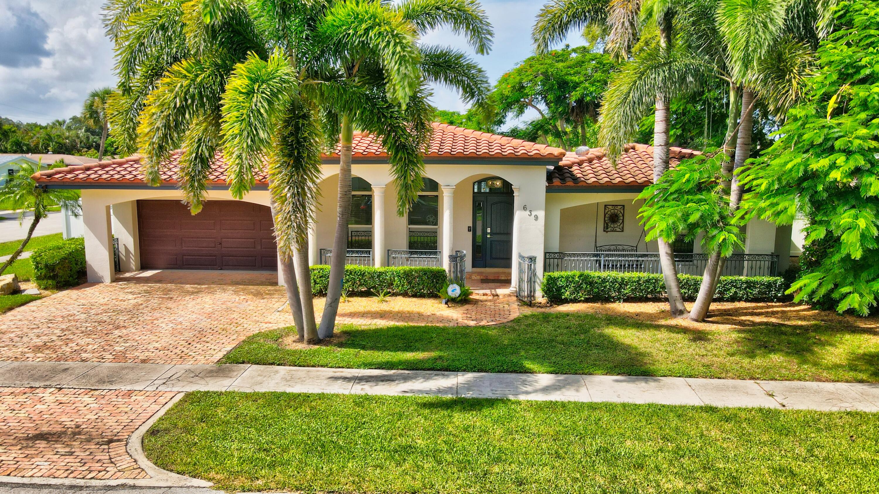 639 SW 1st Street