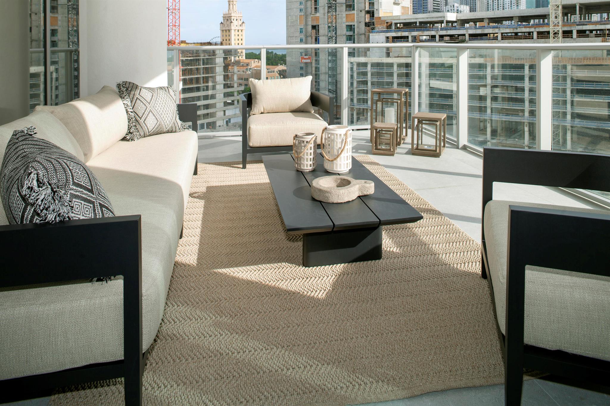 image Paramount Miami Worldcent30