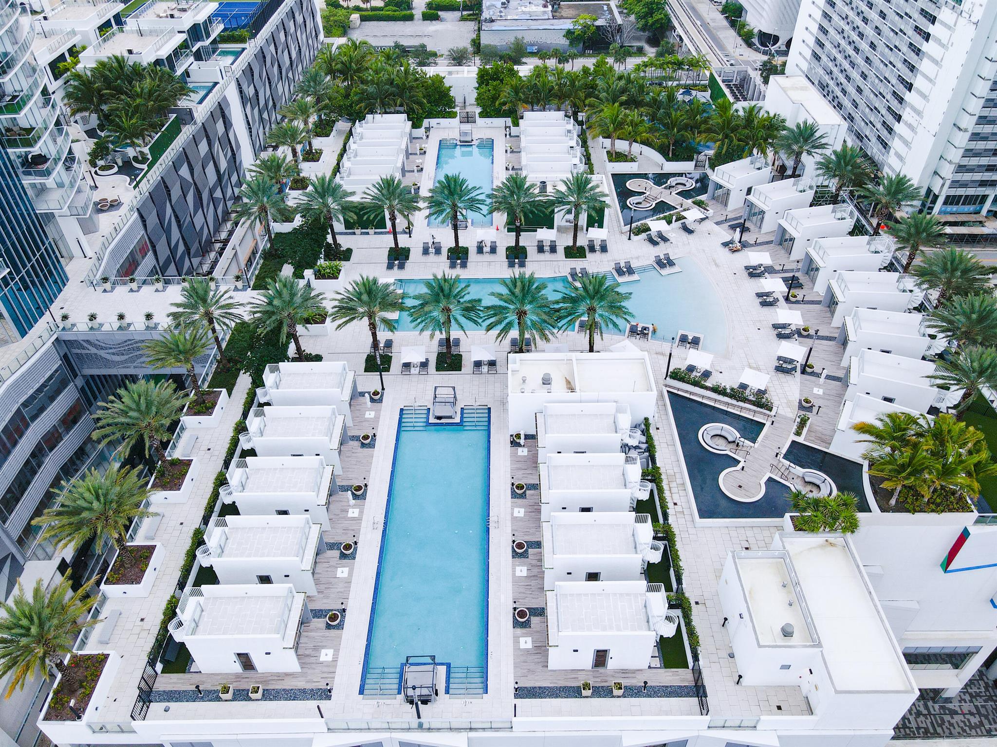 image Paramount Miami Worldcent48