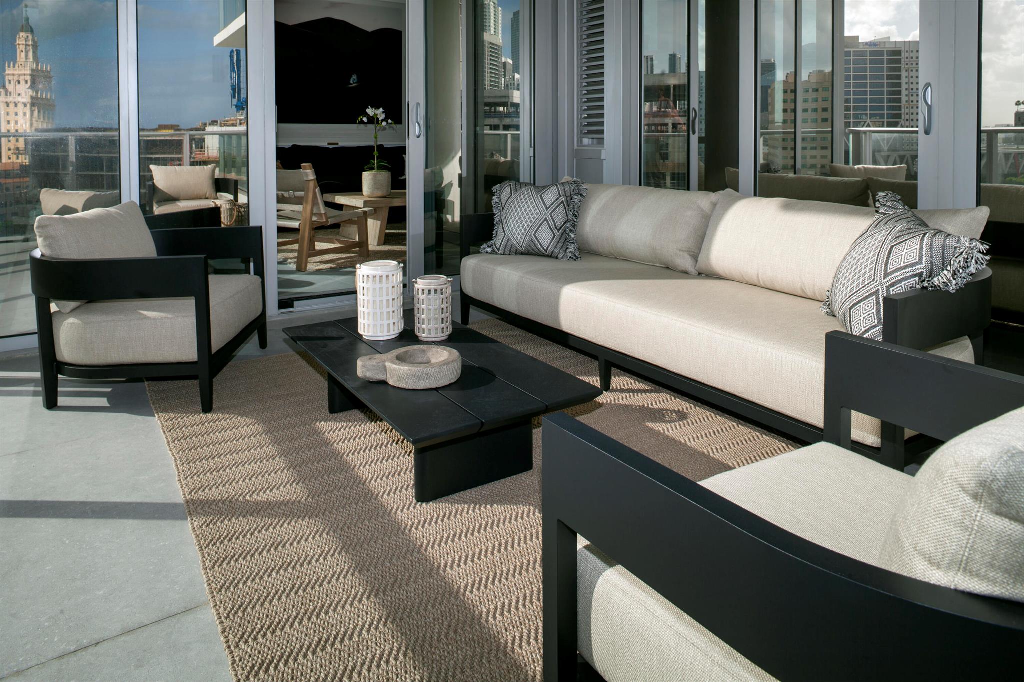 image Paramount Miami Worldcent8