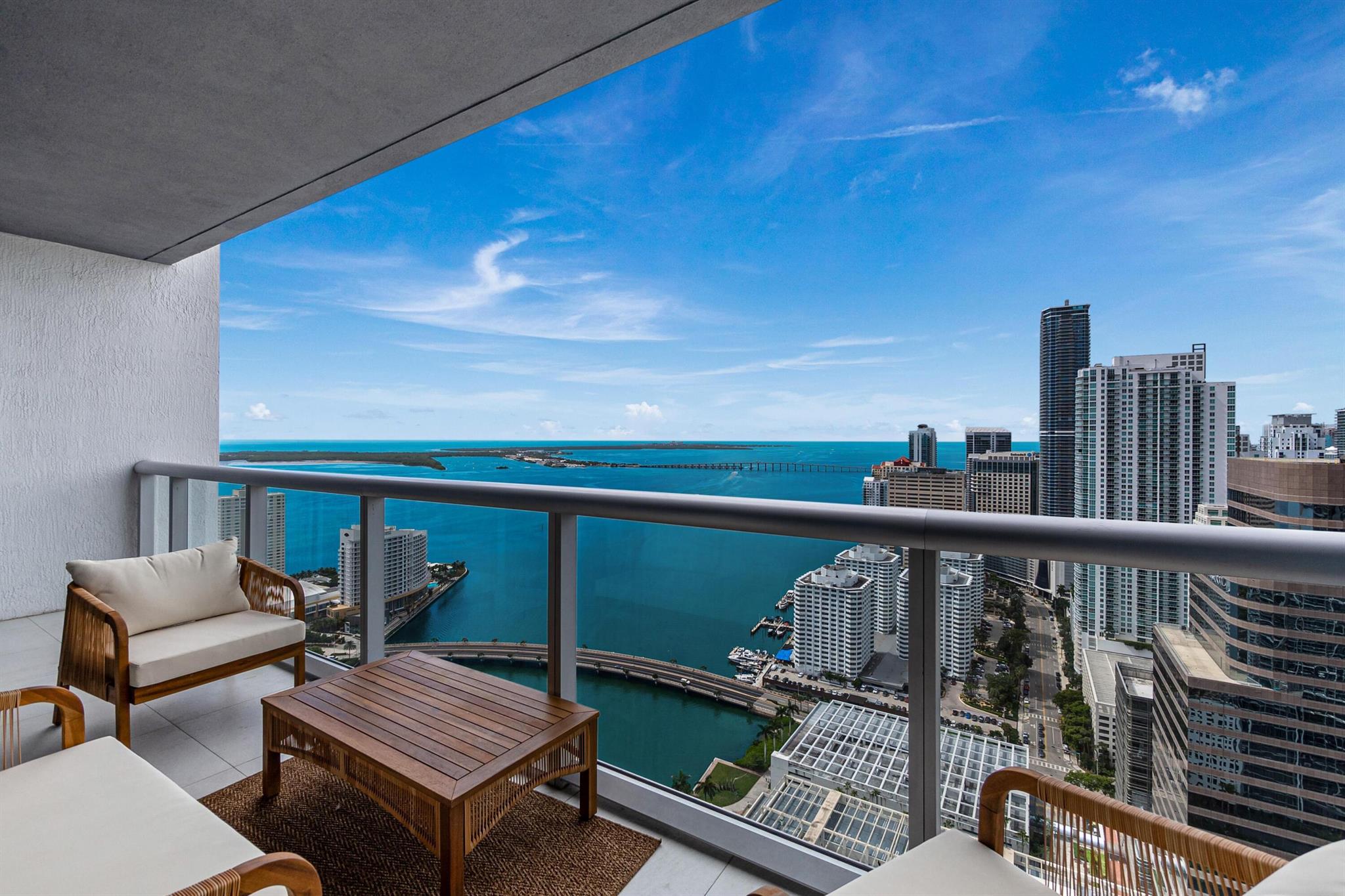 image ICON BRICKELL NO TWO1