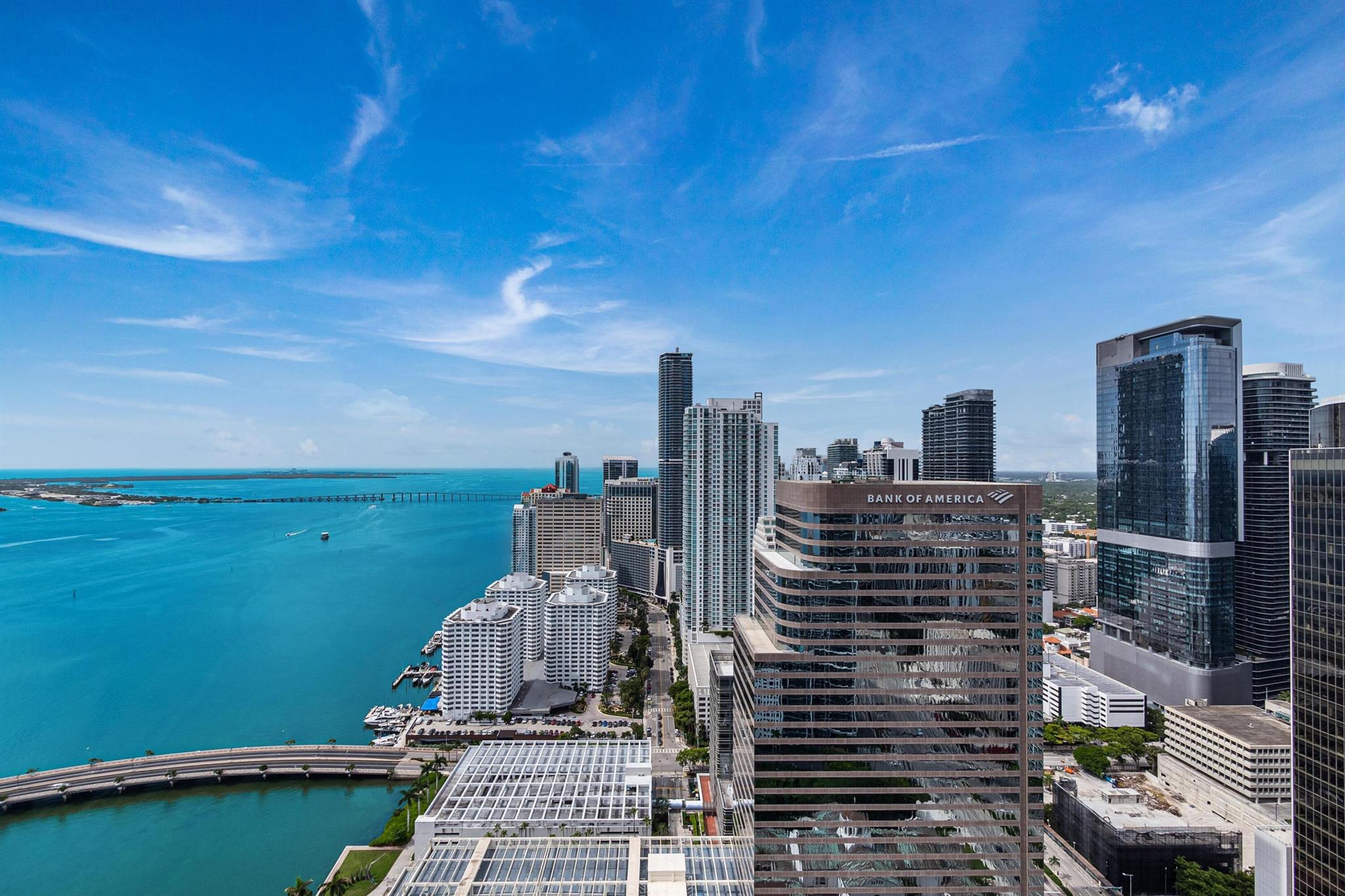 image ICON BRICKELL NO TWO3