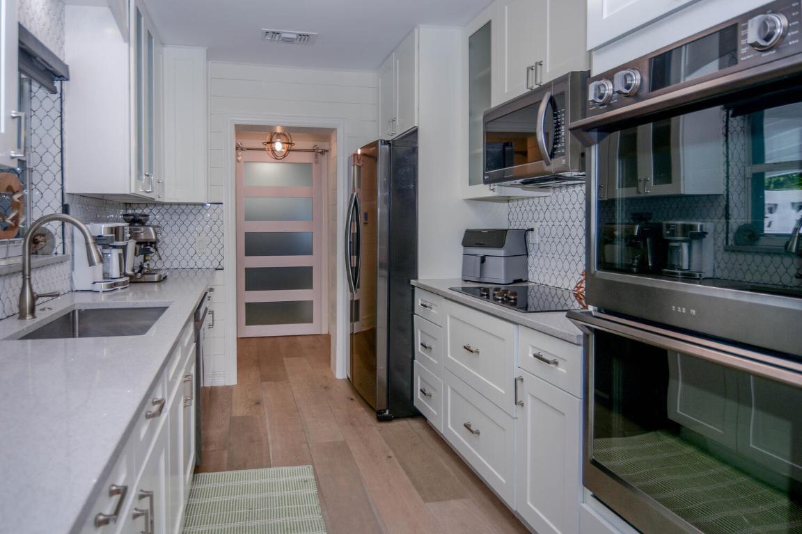 3396 Pebble Jupiter, FL 33469