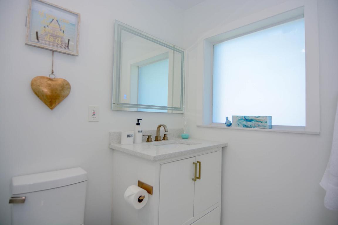 3396 Pebble Jupiter, FL 33469