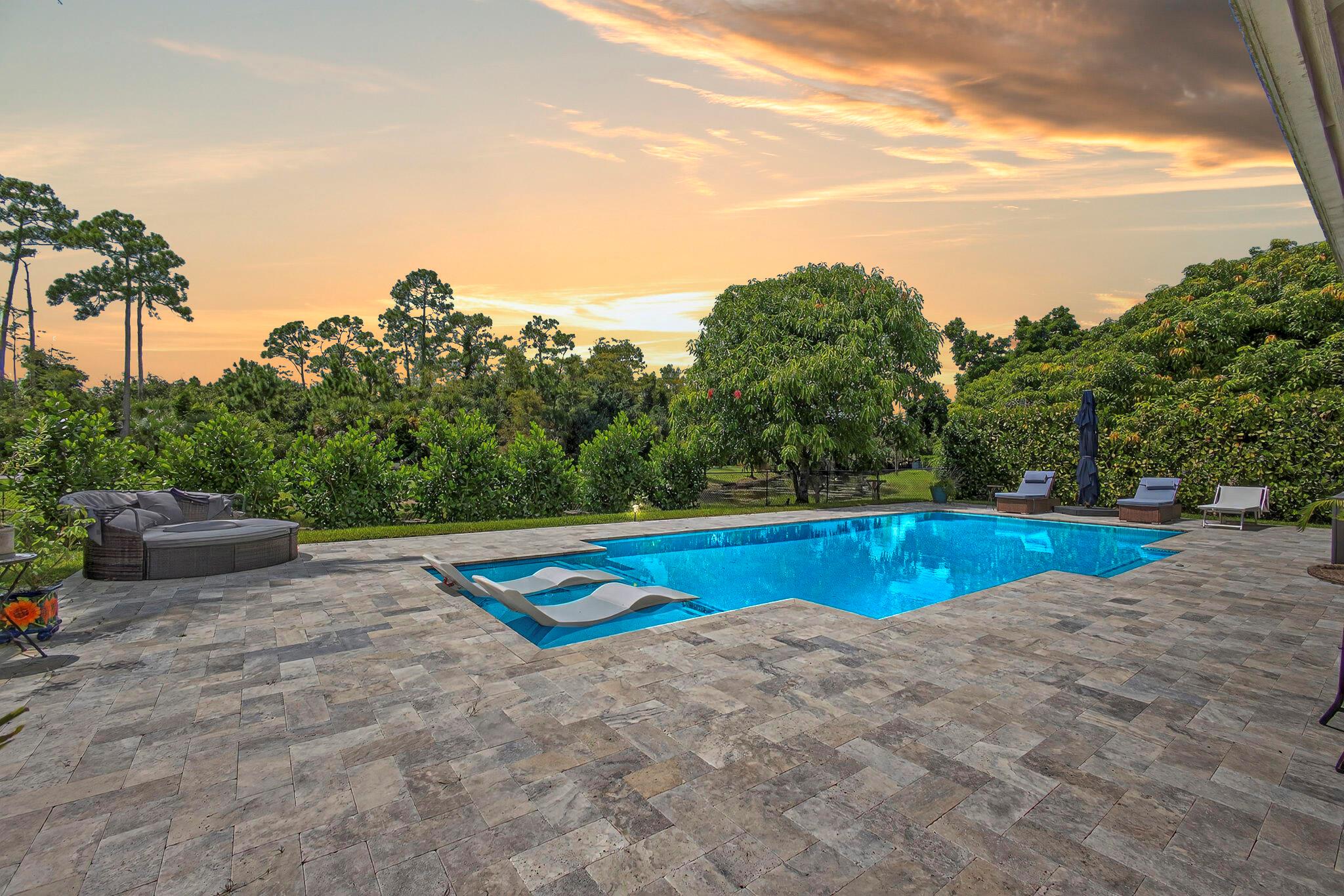 114 Sycamore Dr