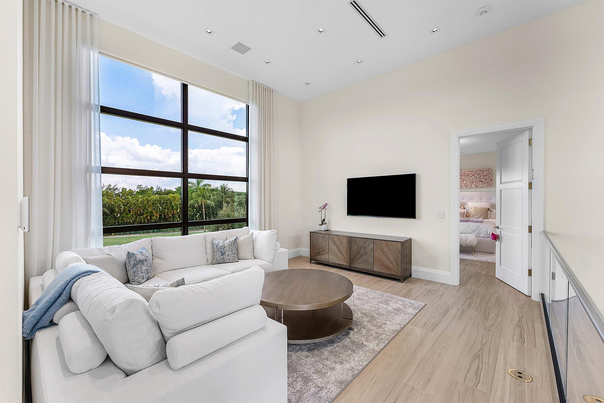 17615 Foxborough Ln Boca Raton, FL 33496