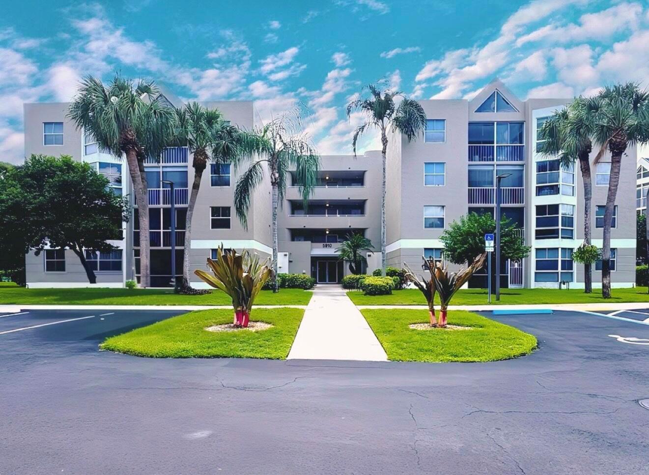 5910 Morningstar Cir #306