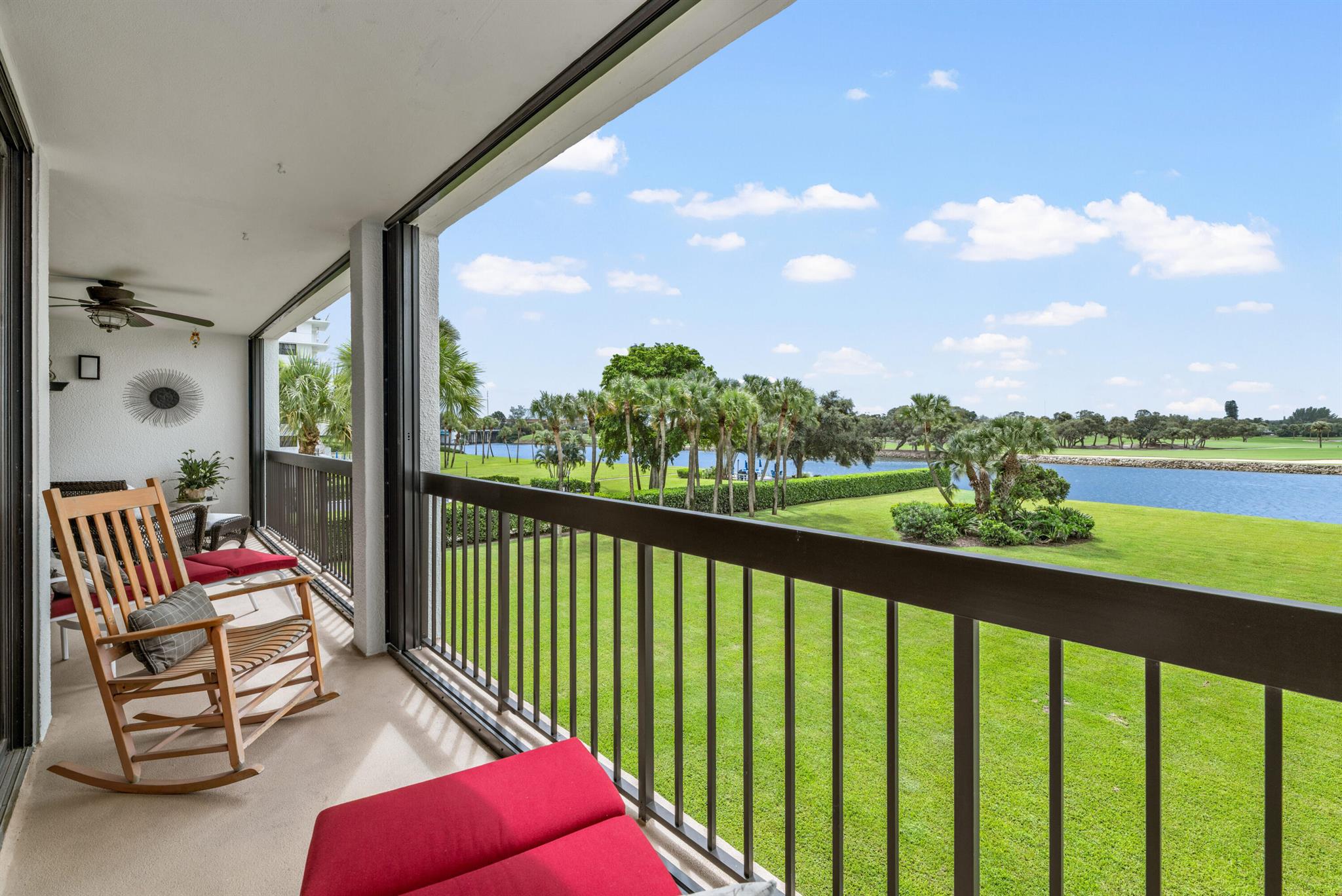 356 Golfview Rd #301