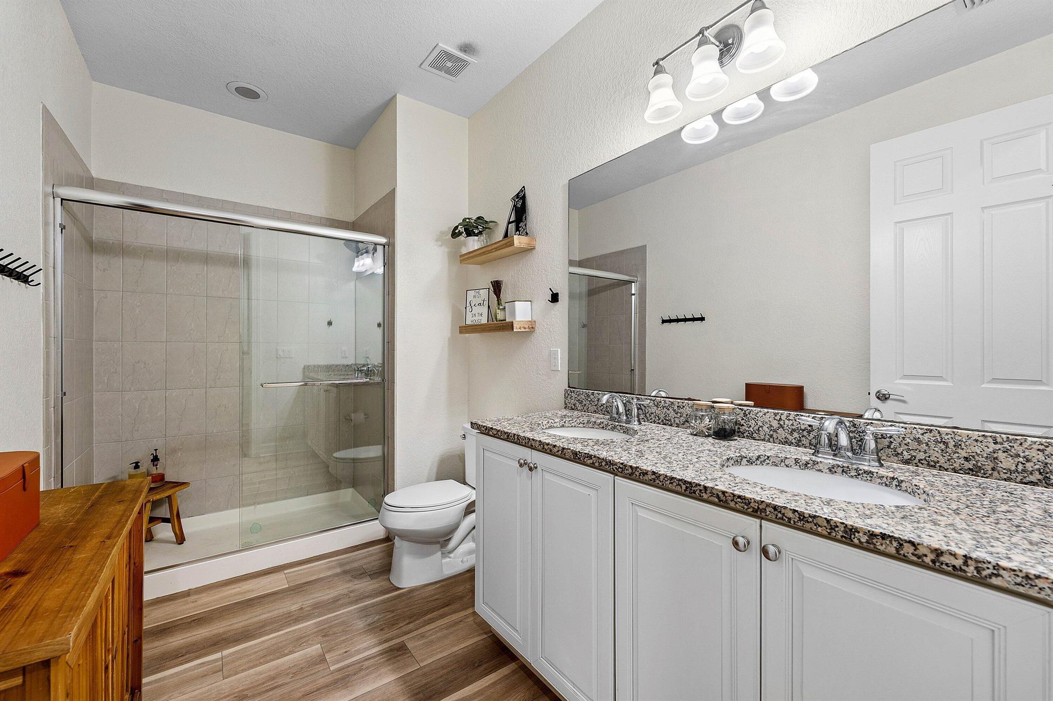 1056 Community Dr Jupiter, FL 33458