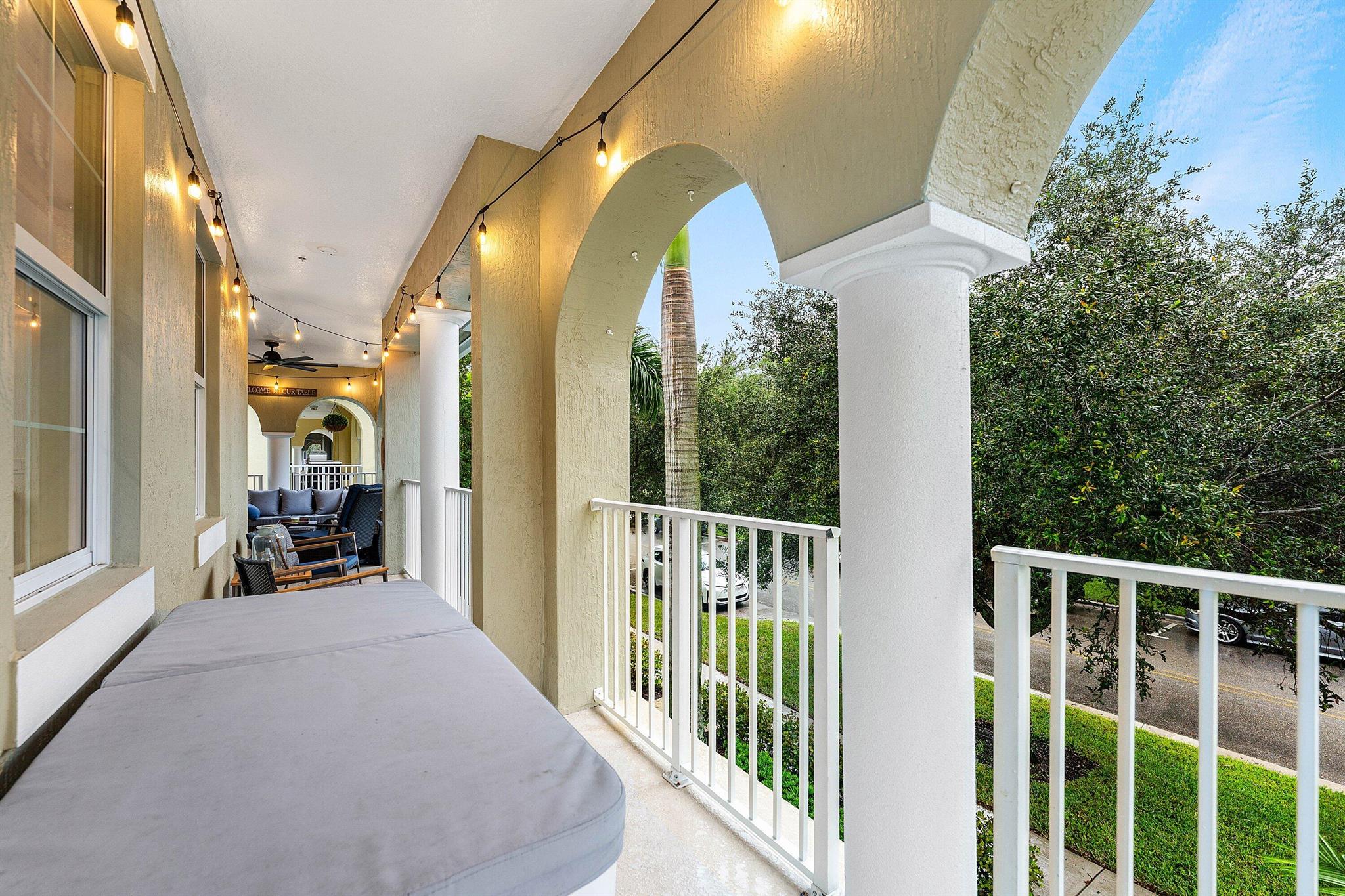 1056 Community Dr Jupiter, FL 33458