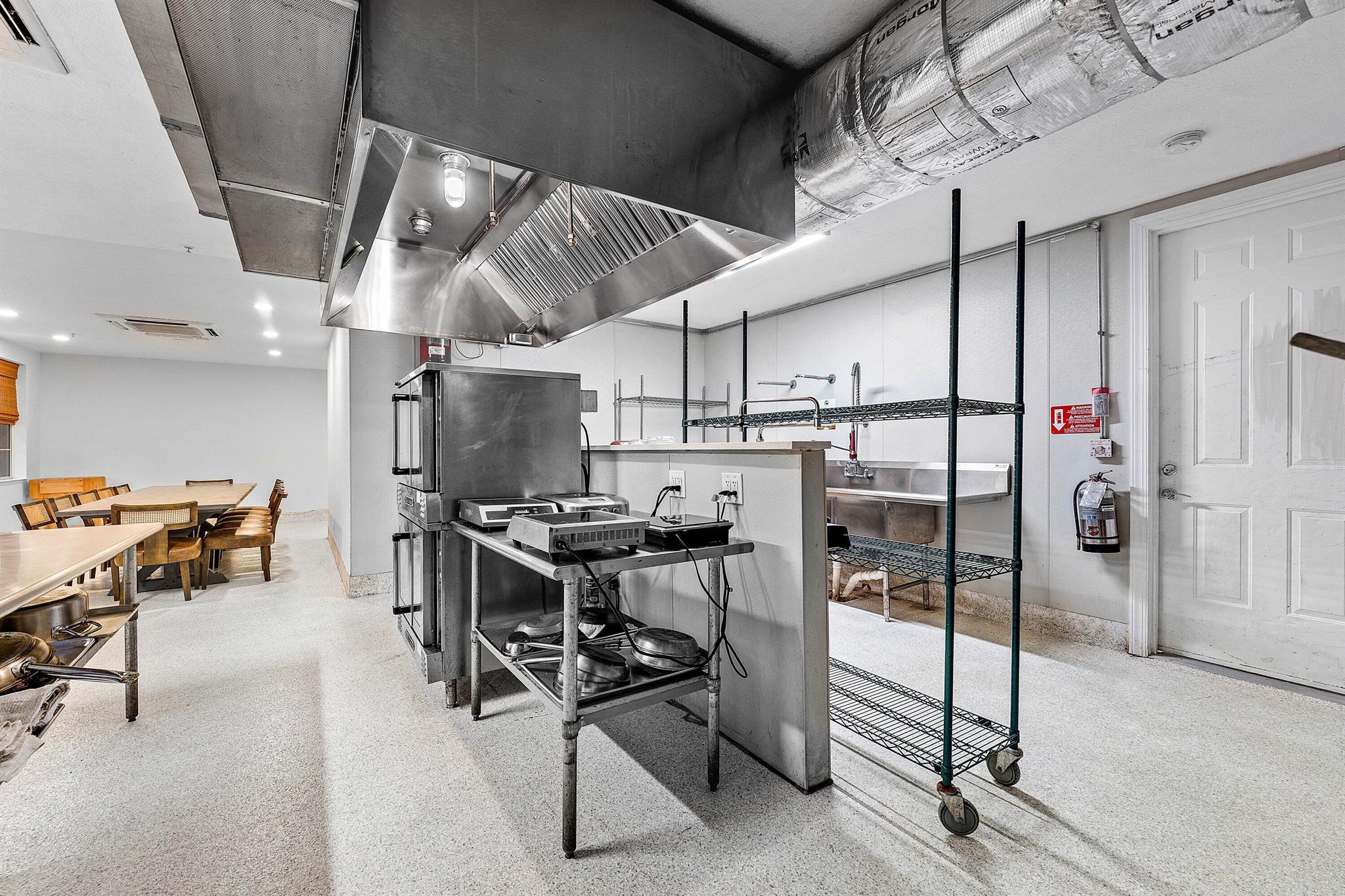 1056 Community Dr Jupiter, FL 33458