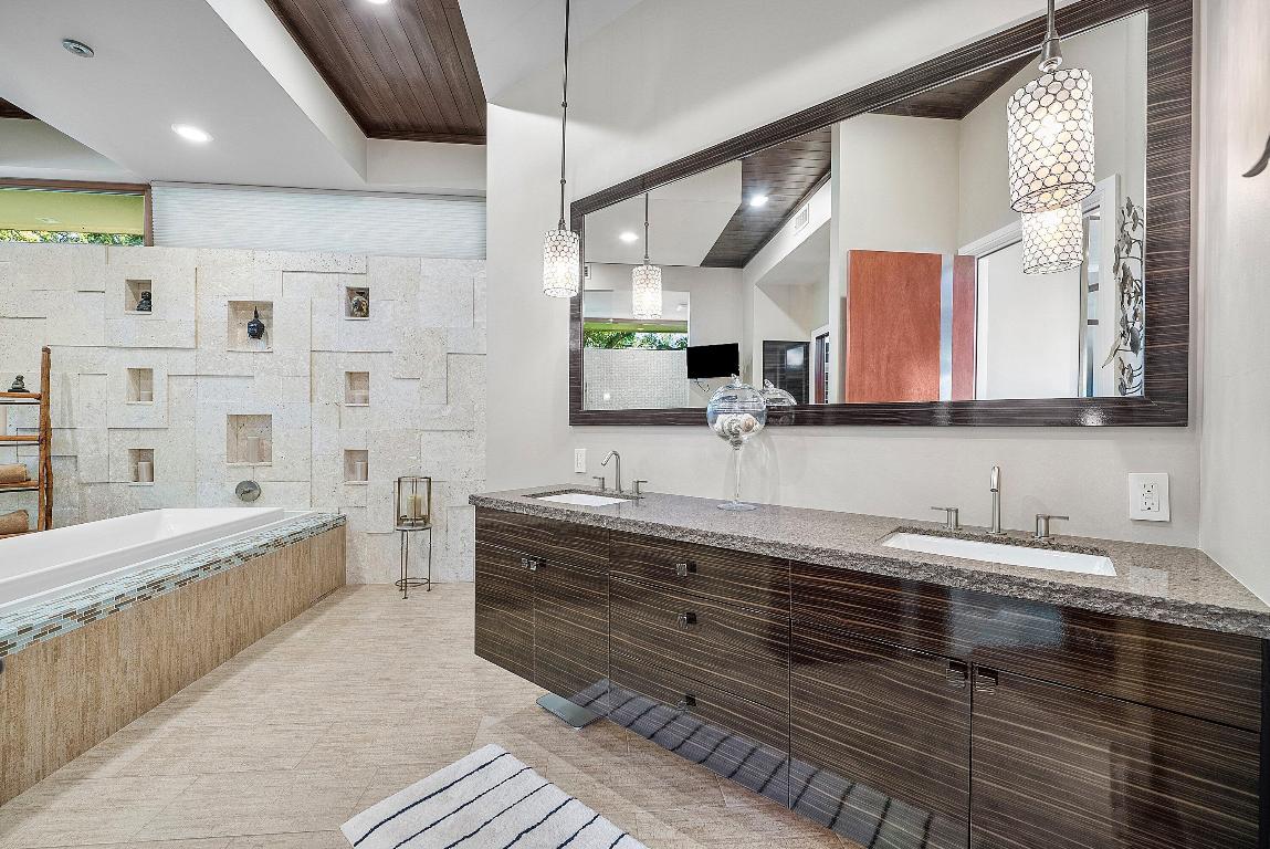 18163 SE Ridgeview Jupiter, FL 33469