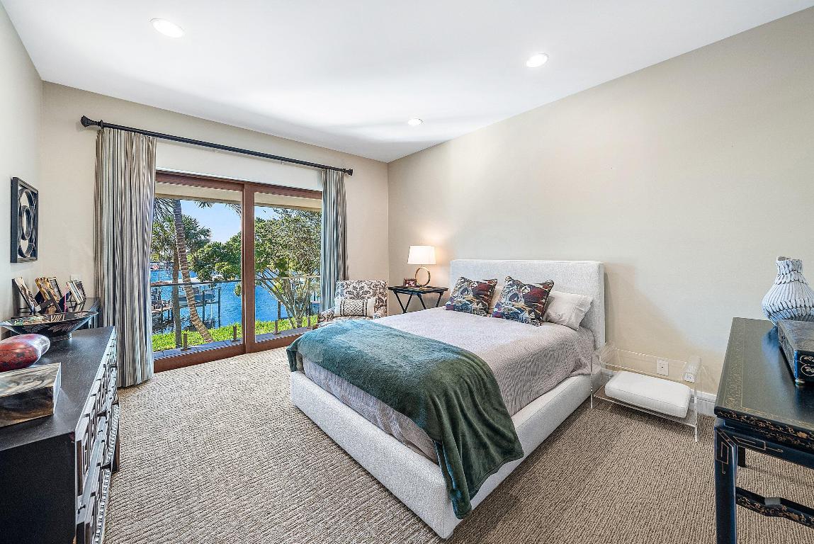 18163 SE Ridgeview Jupiter, FL 33469