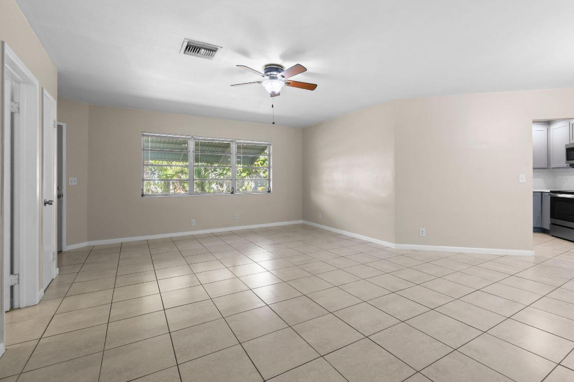 356 Cedar Tequesta, FL 33469