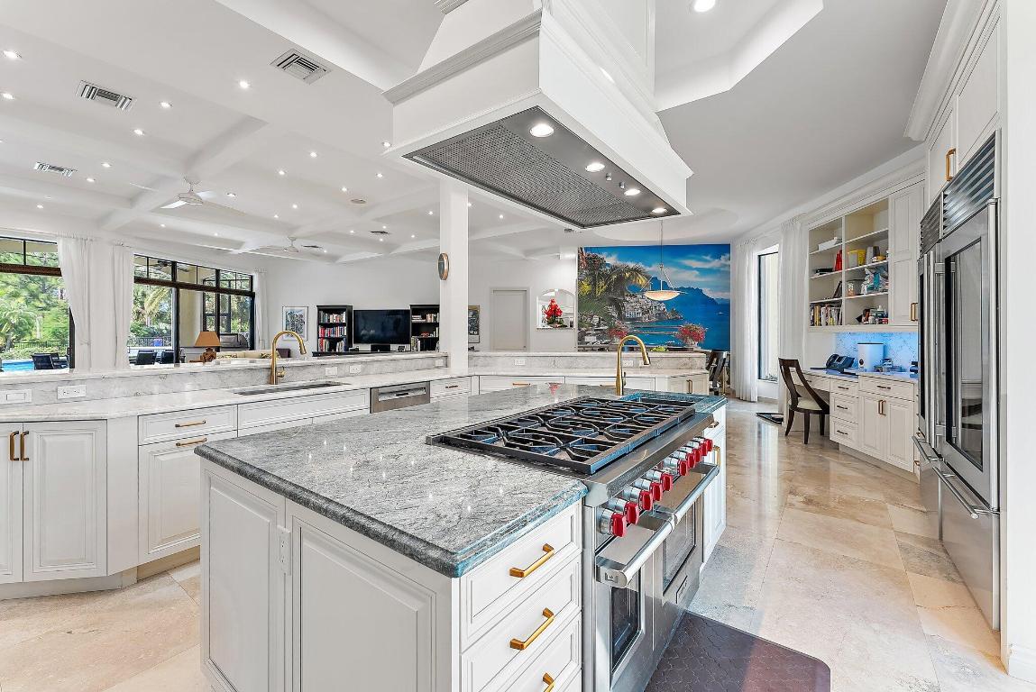 2494 SE Ranch Acres Jupiter, FL 33478