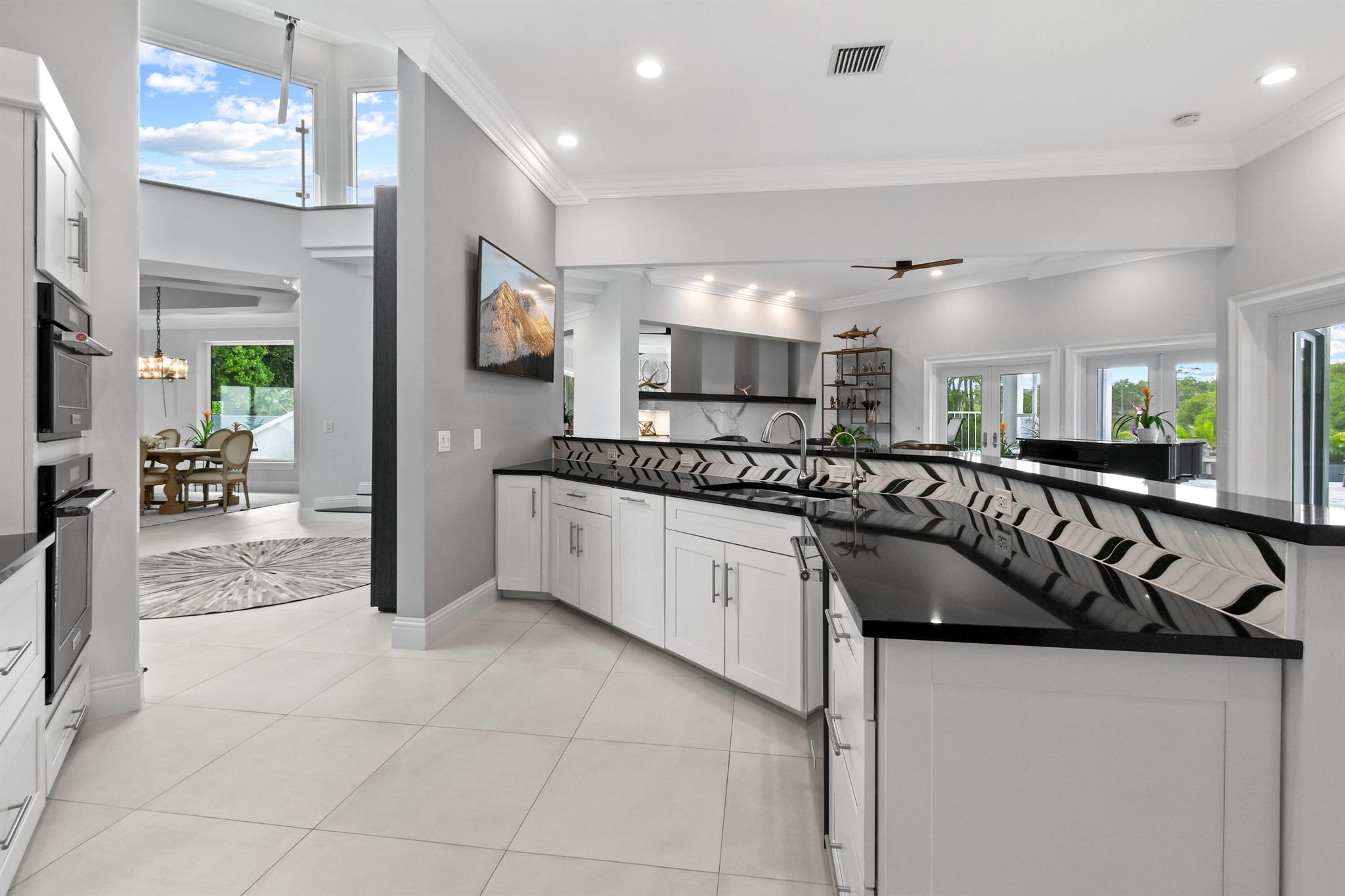 10541 SE Le Parc Jupiter, FL 33469