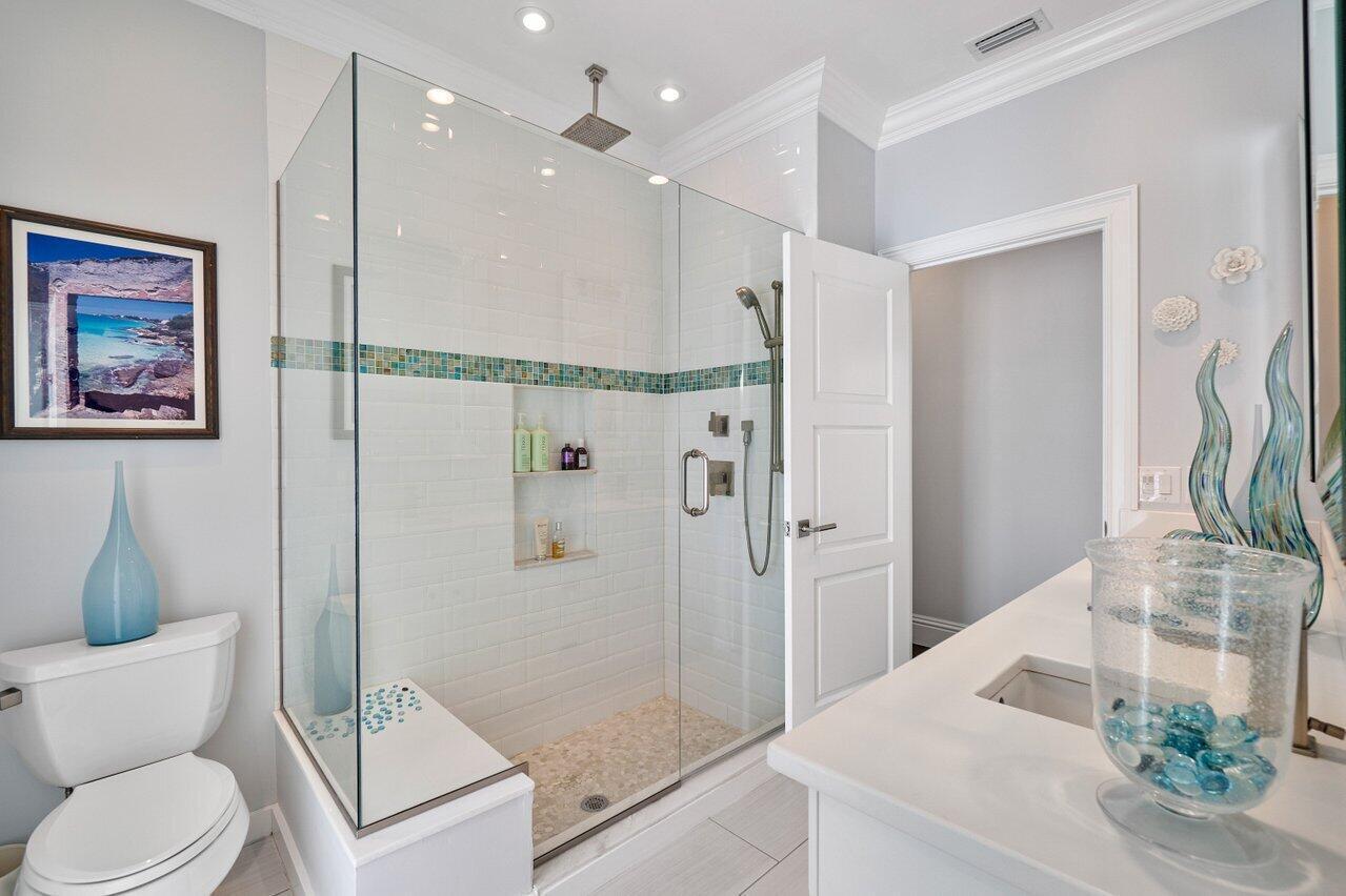 10541 SE Le Parc Jupiter, FL 33469