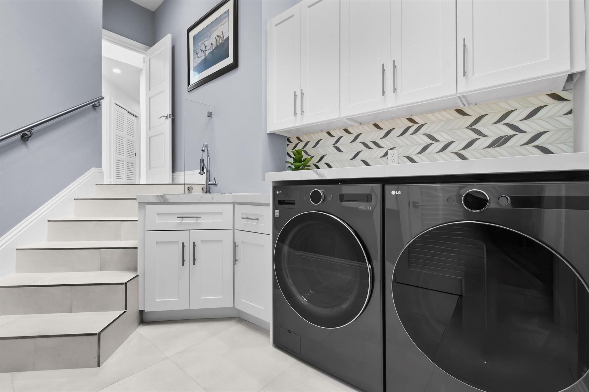 10541 SE Le Parc Jupiter, FL 33469