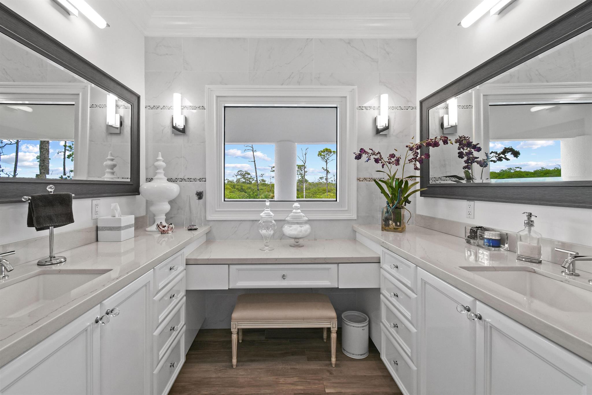 10541 SE Le Parc Jupiter, FL 33469