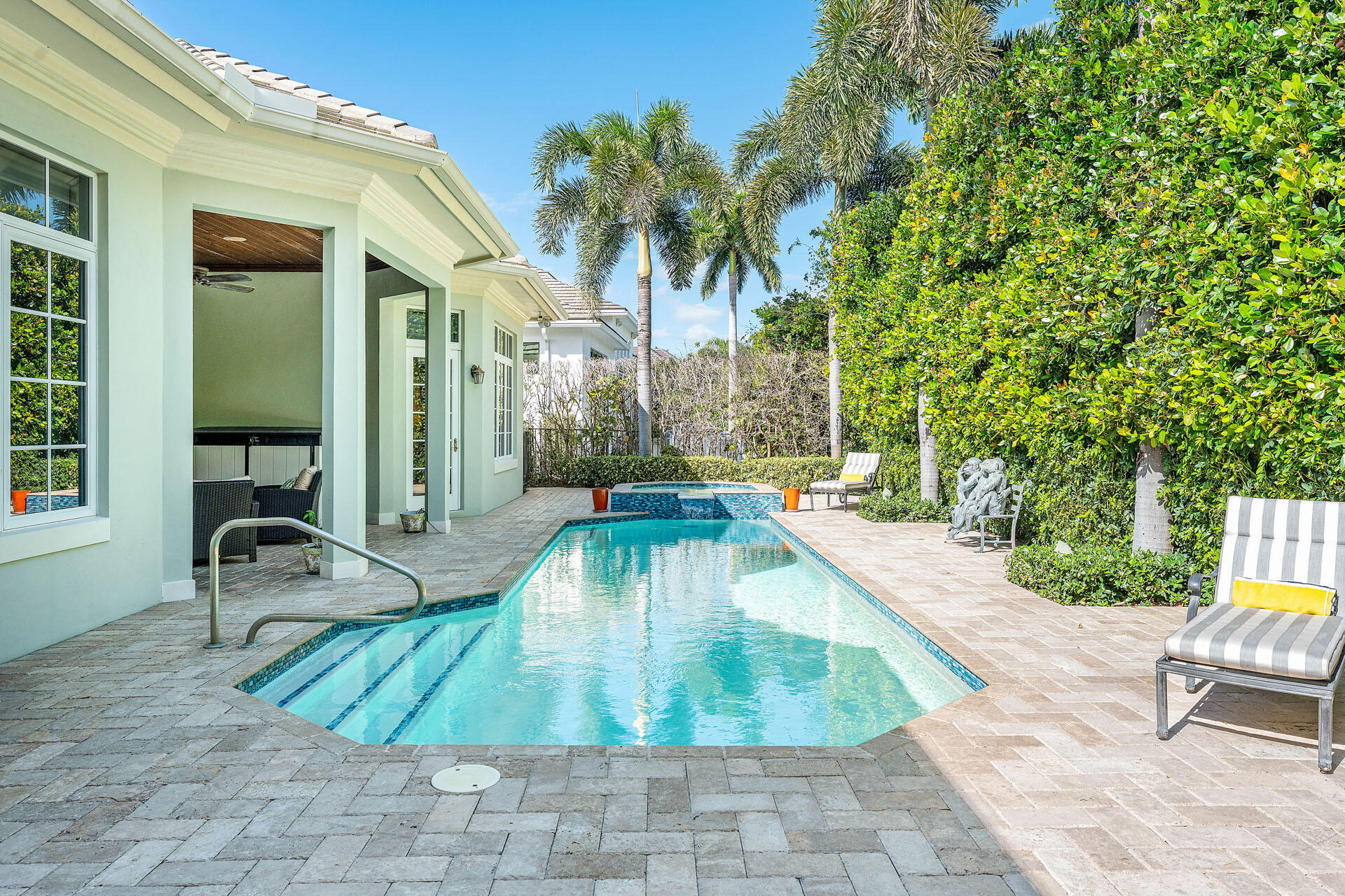 2460 Queen Palm Boca Raton, FL 33432