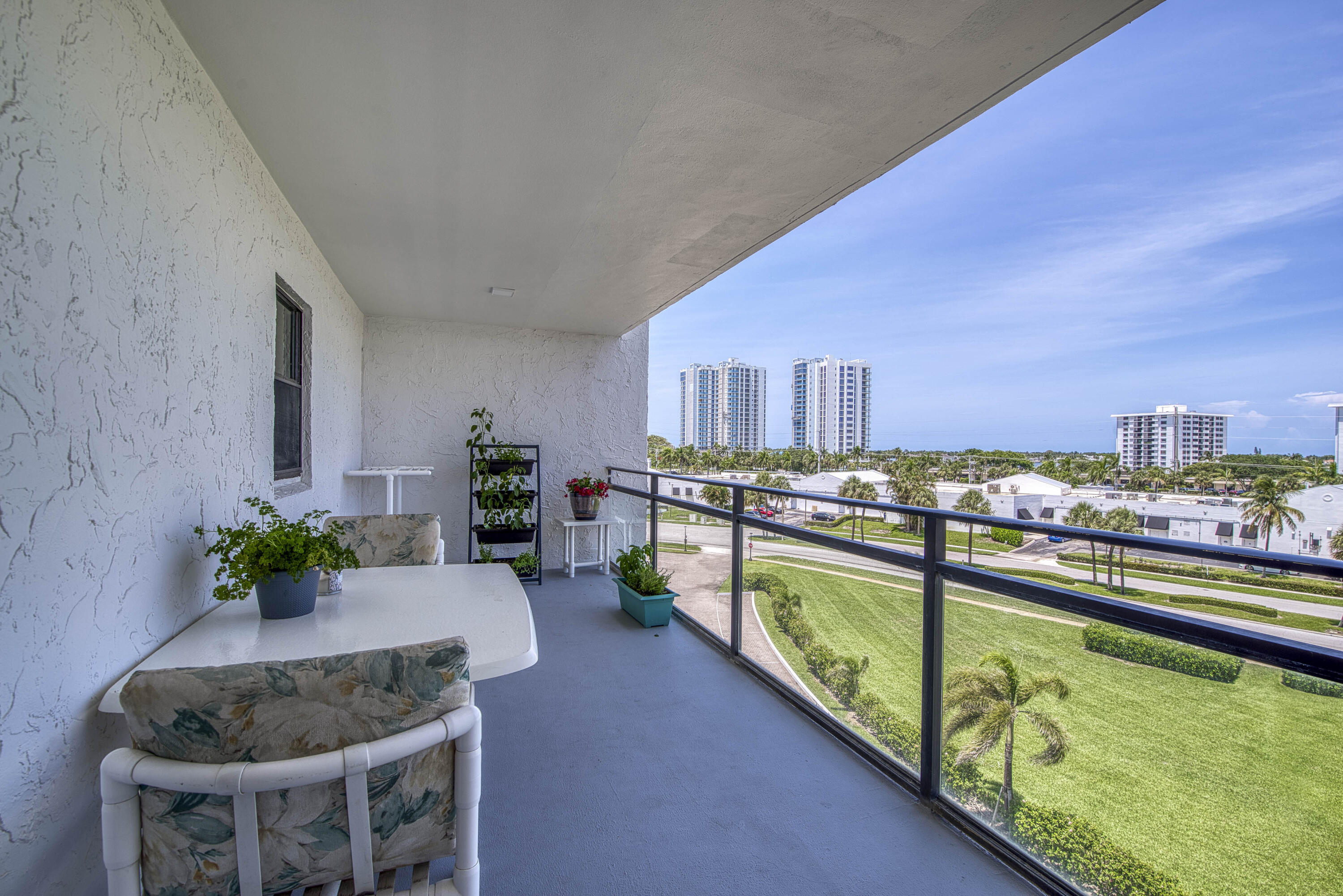 336 Golfview Rd #518 North Palm Beach, FL 33408