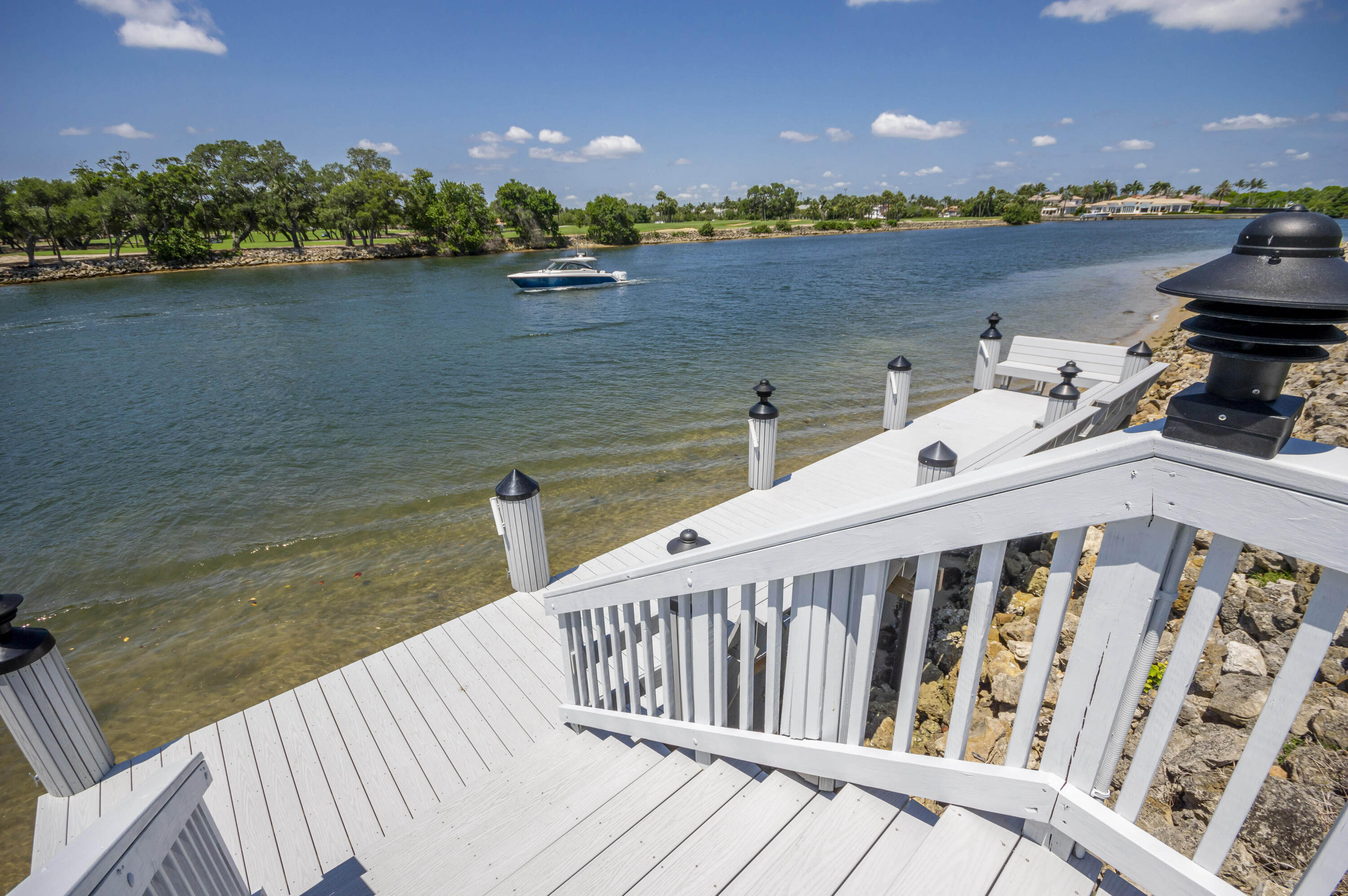 336 Golfview Rd #518 North Palm Beach, FL 33408