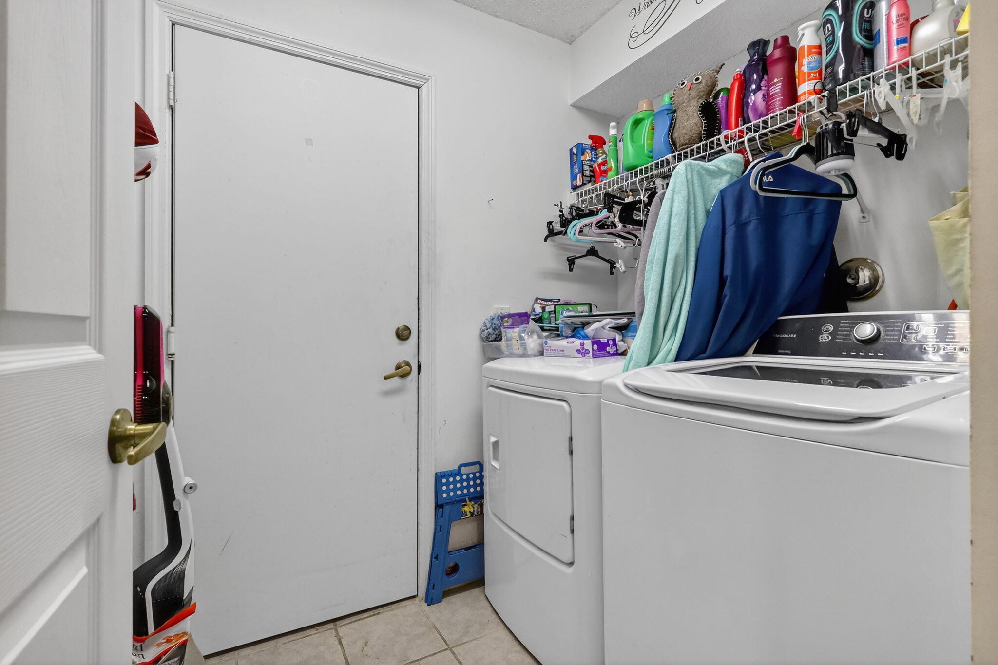 1238 NW 144th Ter Pembroke Pines, FL 33028