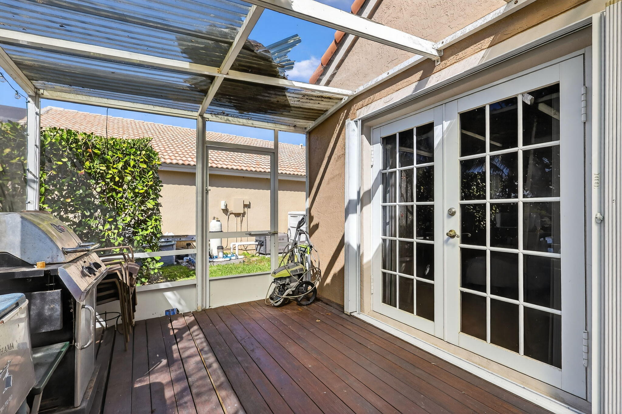 1238 NW 144th Ter Pembroke Pines, FL 33028