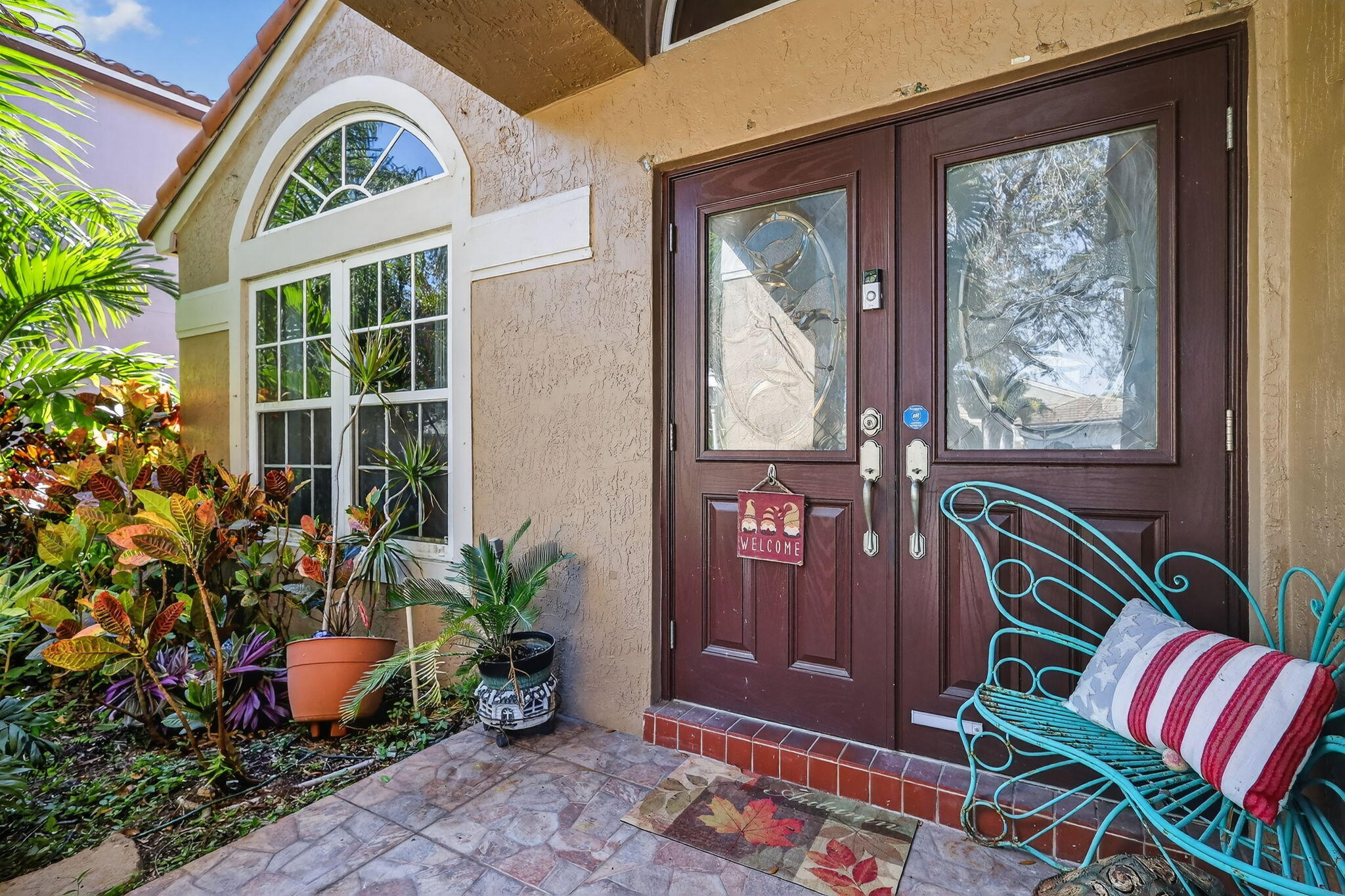 1238 NW 144th Ter Pembroke Pines, FL 33028