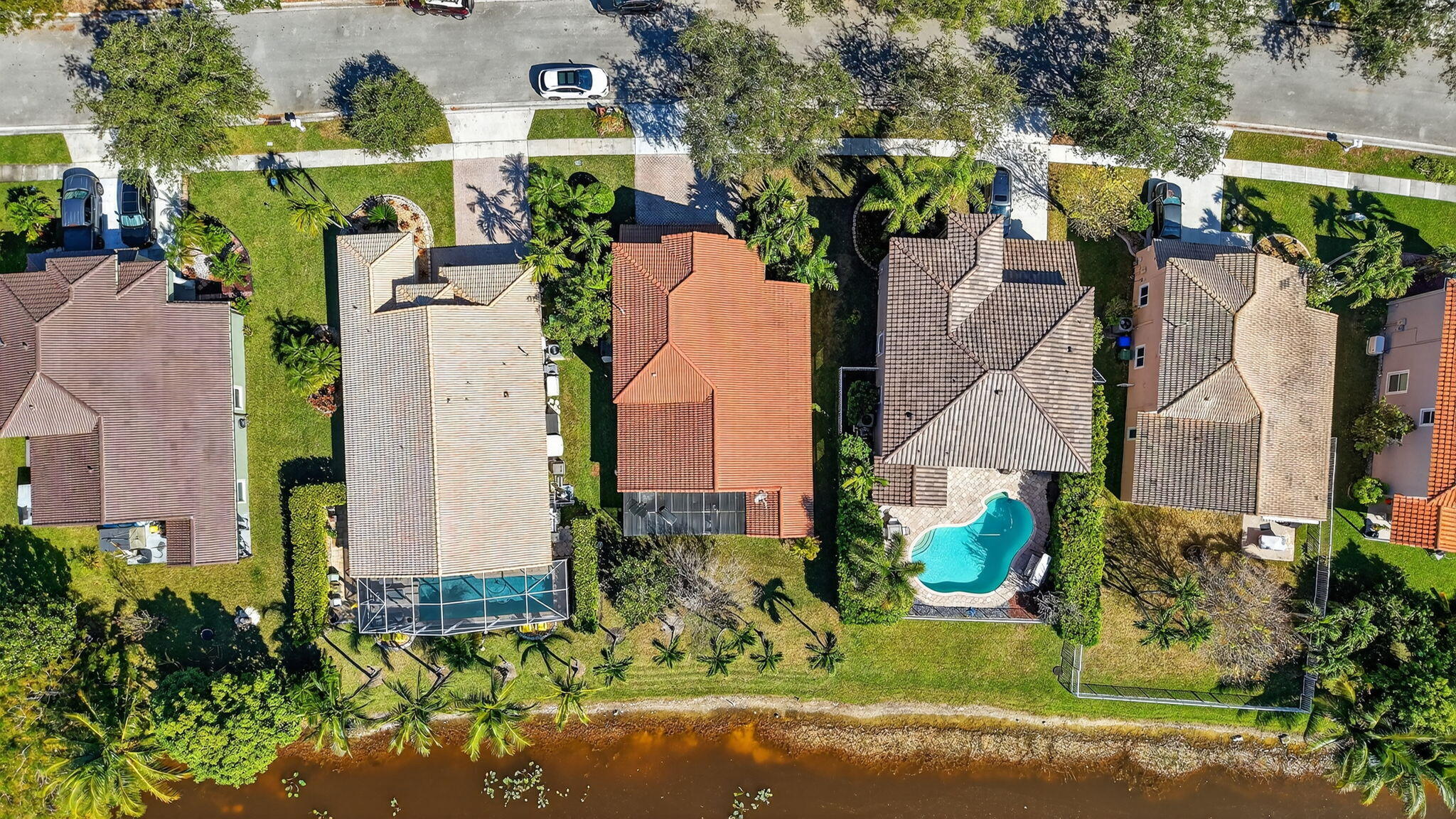 1238 NW 144th Ter Pembroke Pines, FL 33028