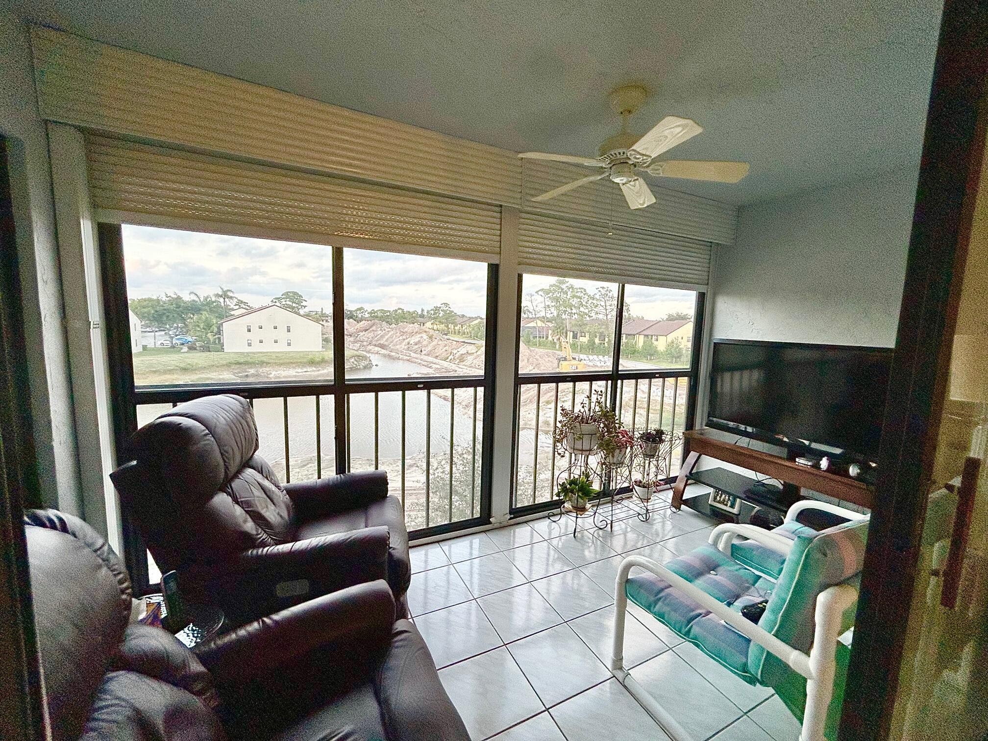 4725 Lucerne Lks Blvd #314 Lake Worth, FL 33467