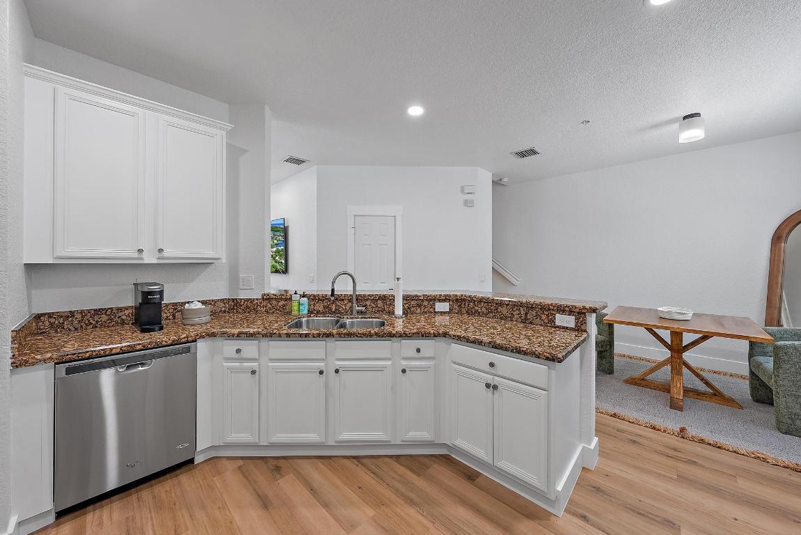 107 Pond Apple #105 Jupiter, FL 33458