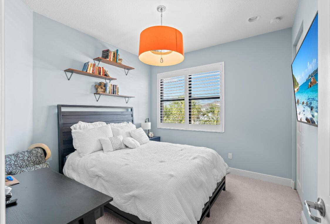 5556 Starfish Rd The Acreage, FL 33470