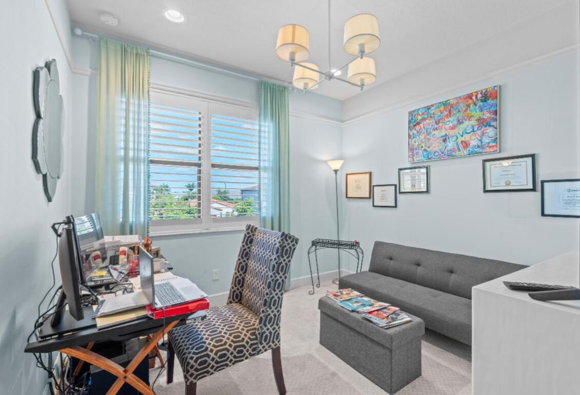 5556 Starfish Rd The Acreage, FL 33470