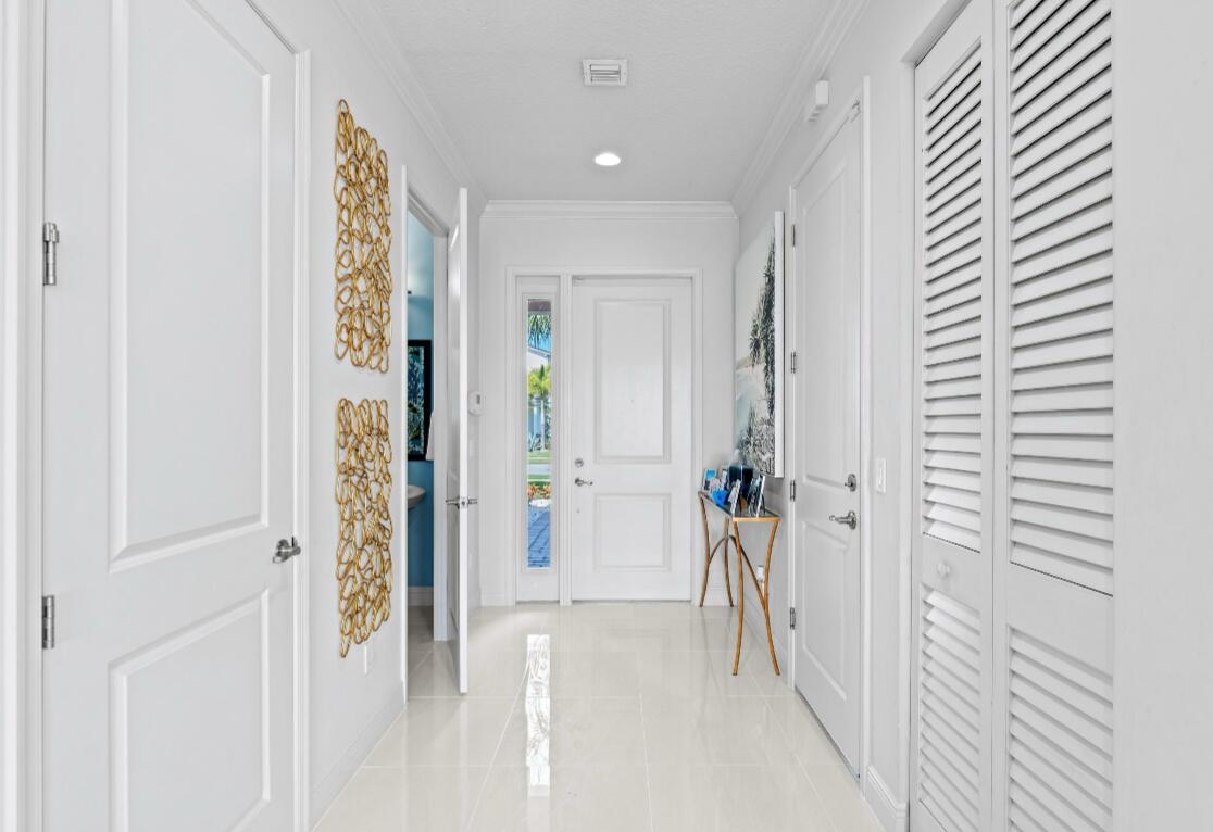 5556 Starfish Rd The Acreage, FL 33470