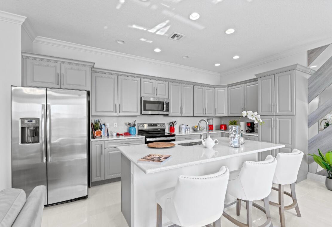 5556 Starfish Rd The Acreage, FL 33470